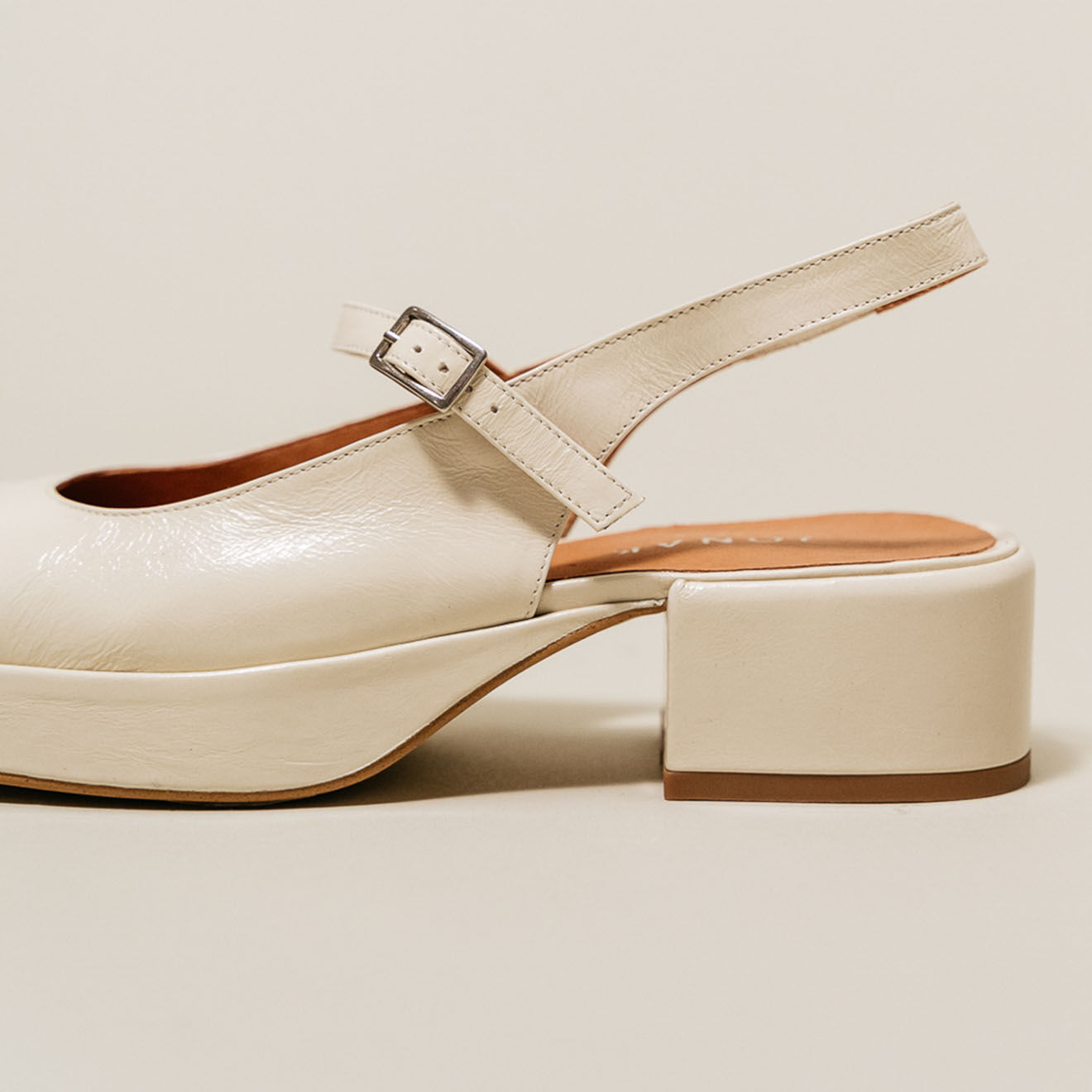 Jonak Babies en Cuir Verane écrues - Talon 4 cm