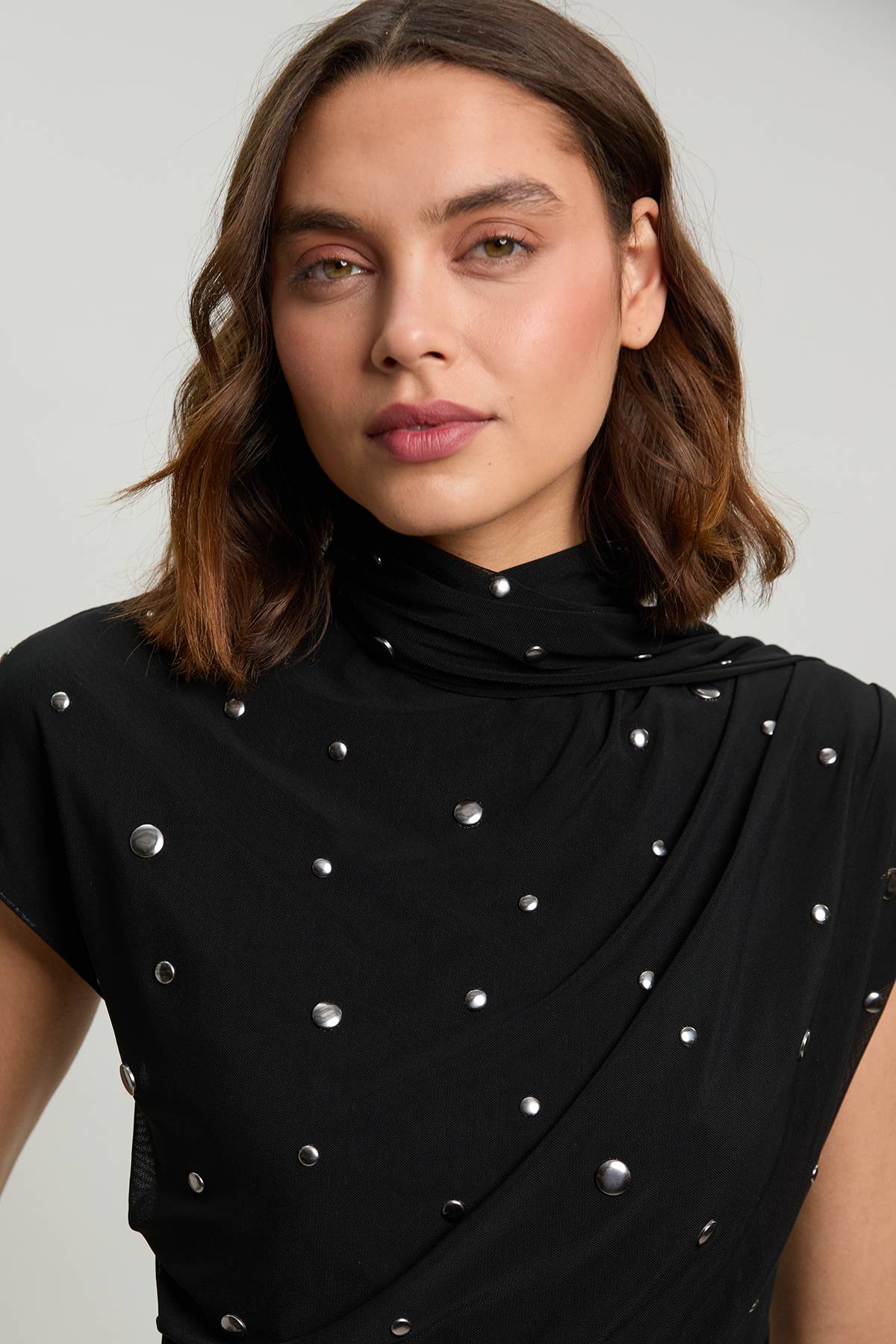 KarenMillen Haut En Jersey À Col Bénitier Avec Détails Cloutés