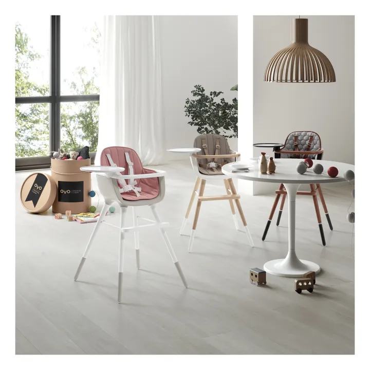 Micuna Chaise haute OVO LUXE ONE harnais en simili cuir beige | Blanc