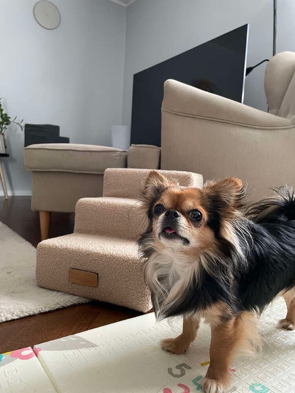 Hunde/katttrapp 3 trinn - mørk beige lam