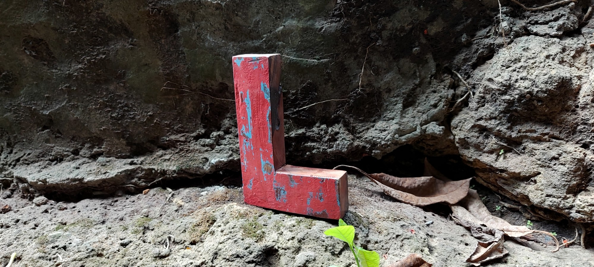 Holzbuchstabe 'L', mehrfarbig, T 2,5 cm, B 13 cm, H 19 cm von fischer's lagerhaus