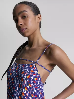 Vestido evasê com estampa de bandeira quadriculada de arquivo