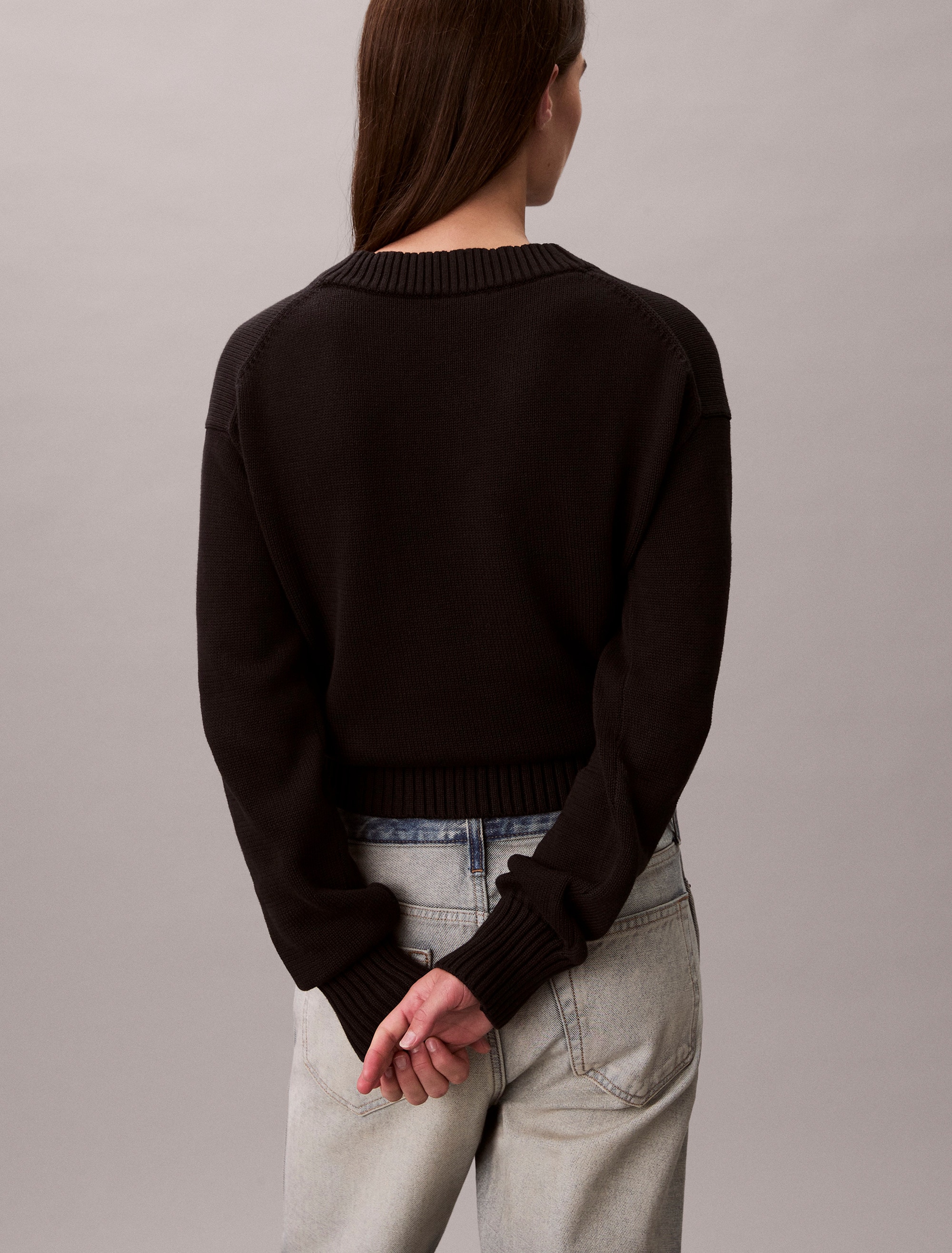 Calvin Klein Jeans V-Ausschnitt-Pullover , Feinstrick, taillenlang