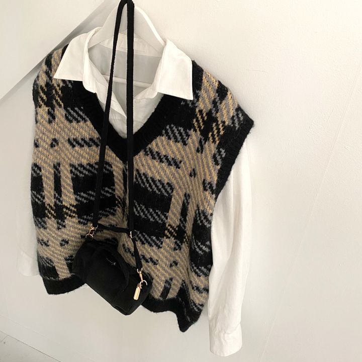 Tangihouse - Effen overhemd / geruit vest / asymmetrische A-lijn minirok