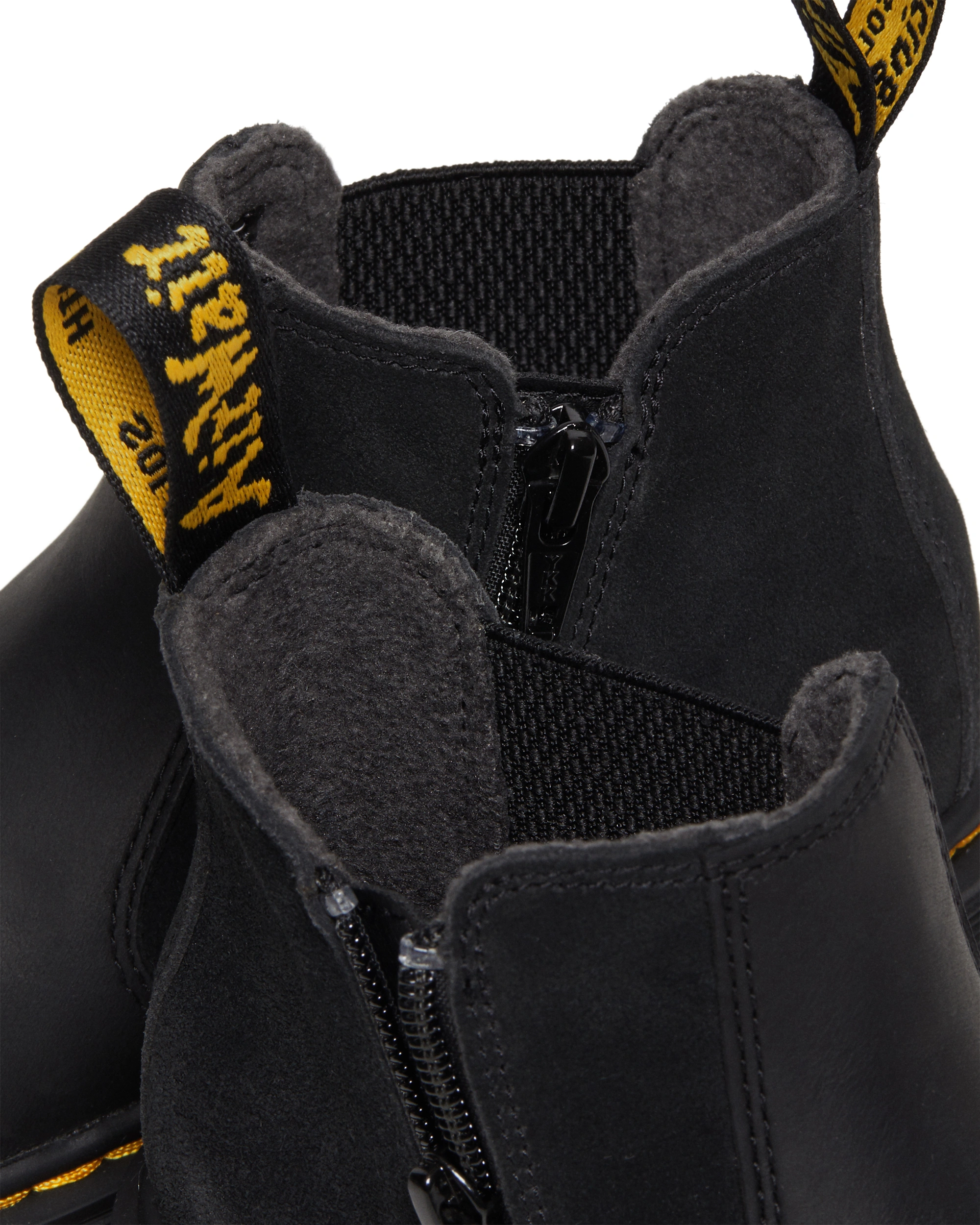 Chelsea-Boots J YELLOWSTONE gefüttert in black