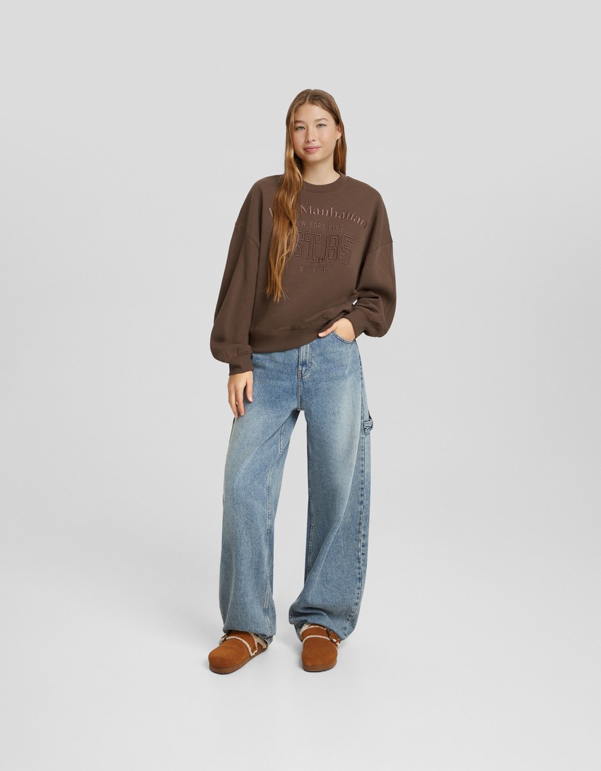 Moletom oversized bordado