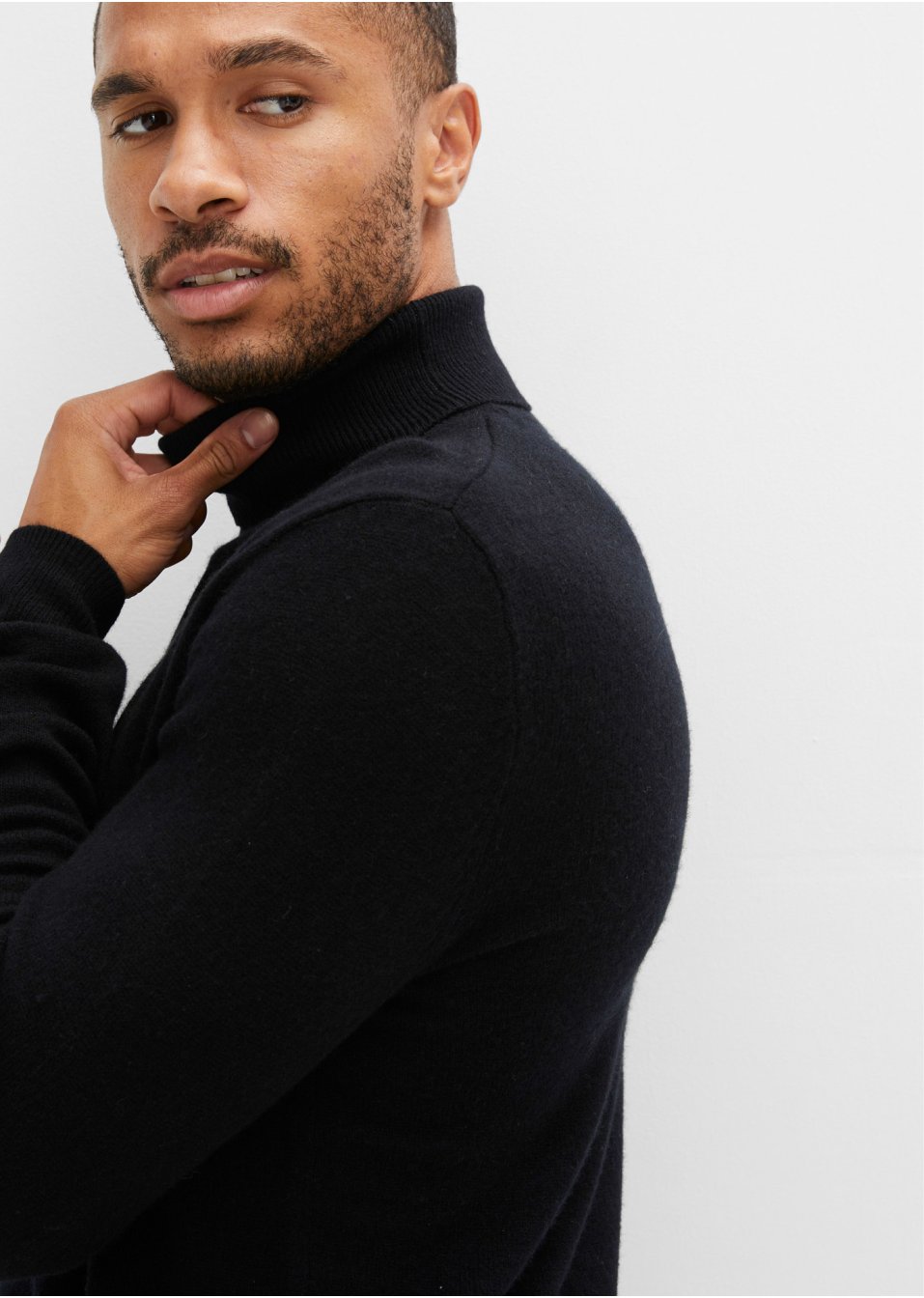 Pull en laine avec teneur en Good Cashmere Standard®, col roulé