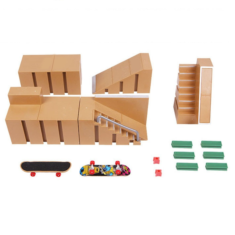(7-tlg. Set) Finger Skateboard Park Fingerboard Rampe Mini Skater Kinder Spielzeug Zubehör