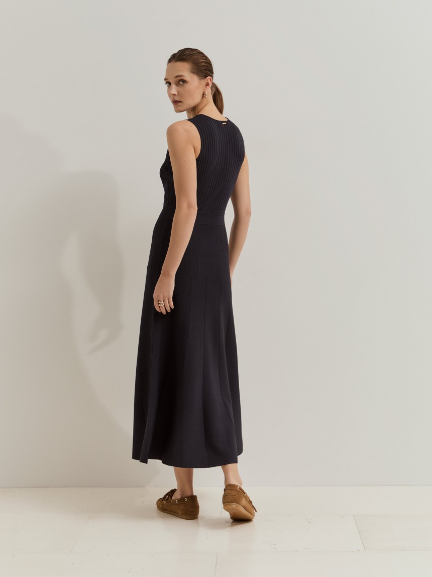 Vestido comprido em malha