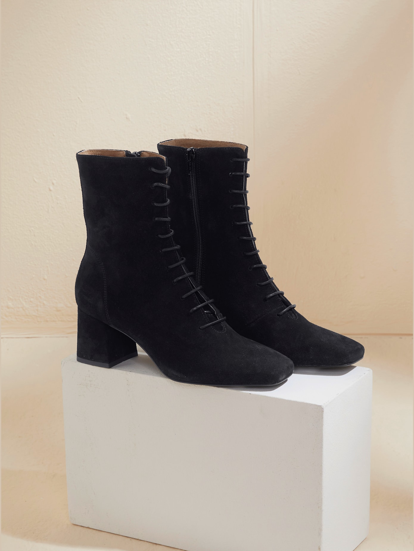 Bottines à lacets fabriqué au portugal