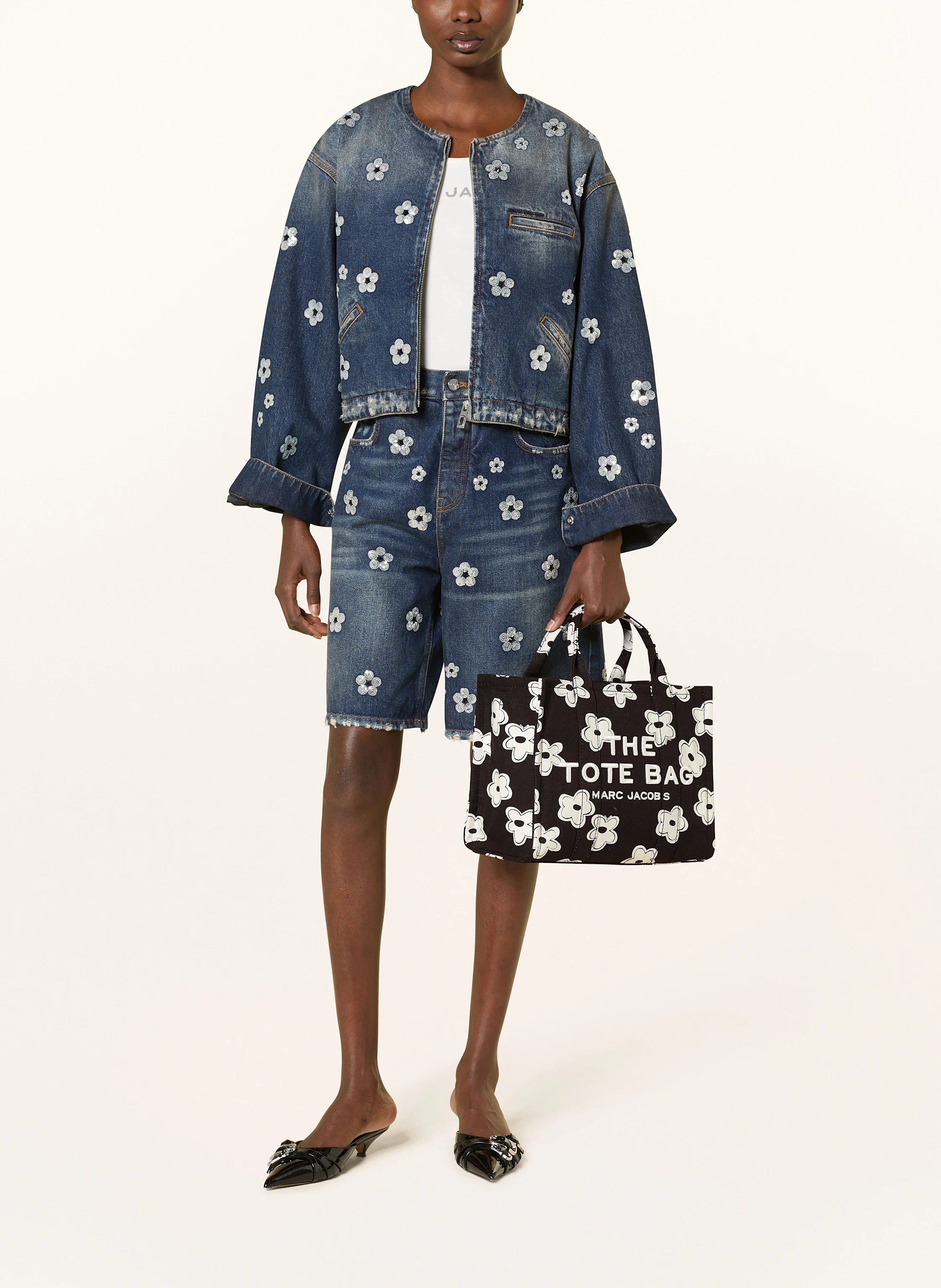 MARC JACOBS Shopper THE MEDIUM TOTE BAG