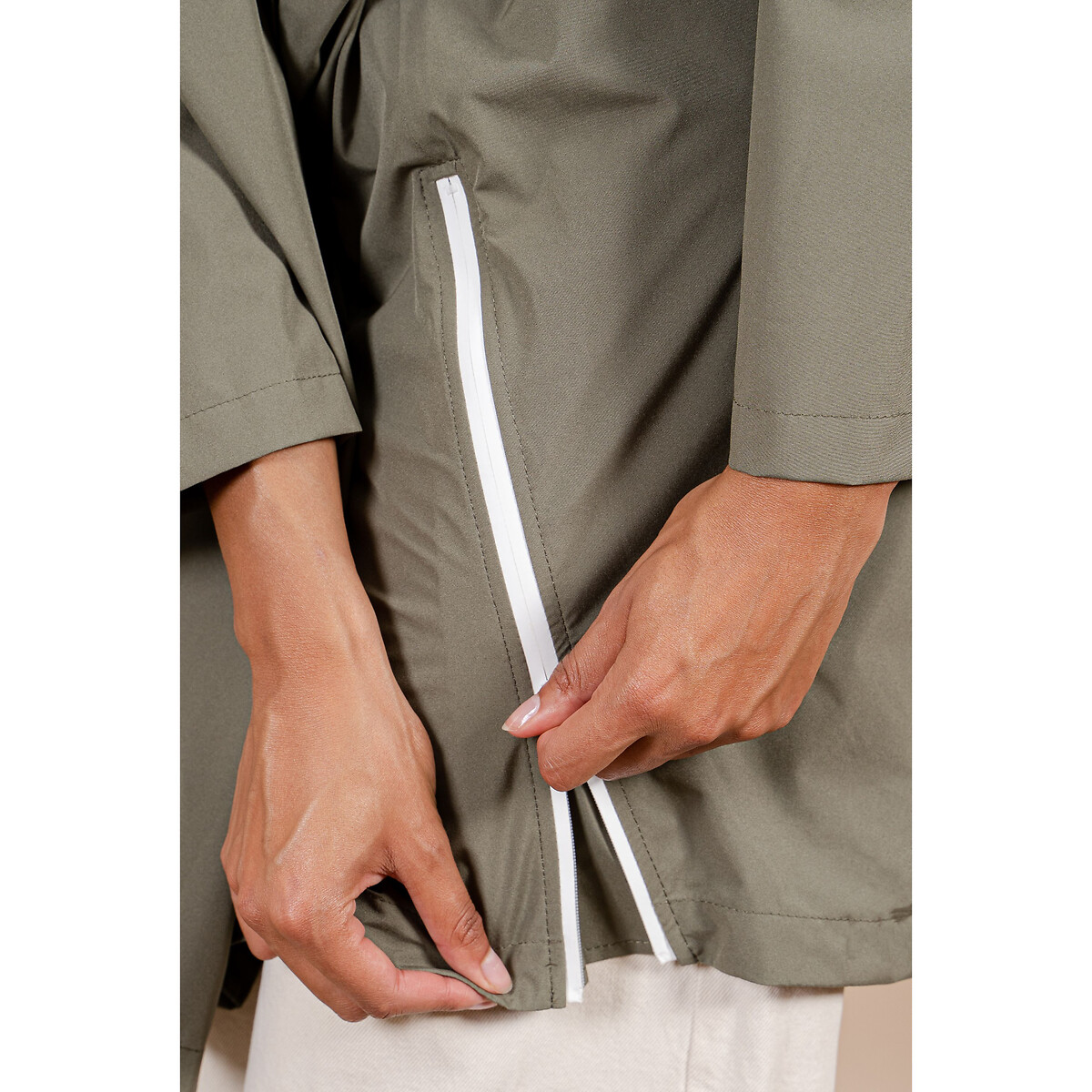 FLEET<br>Poncho com pregas, unissex FREEDOM