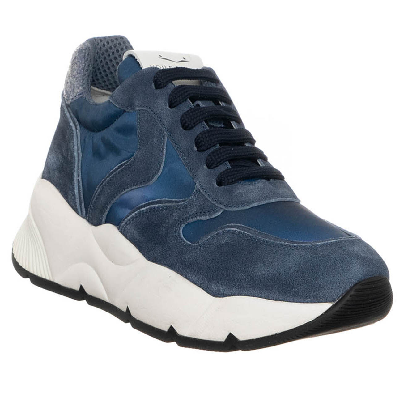 Voile Blanche Baskets en Cuir Sheel bleues