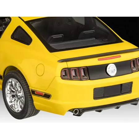 Revell 2013 Ford Mustang Boss 302