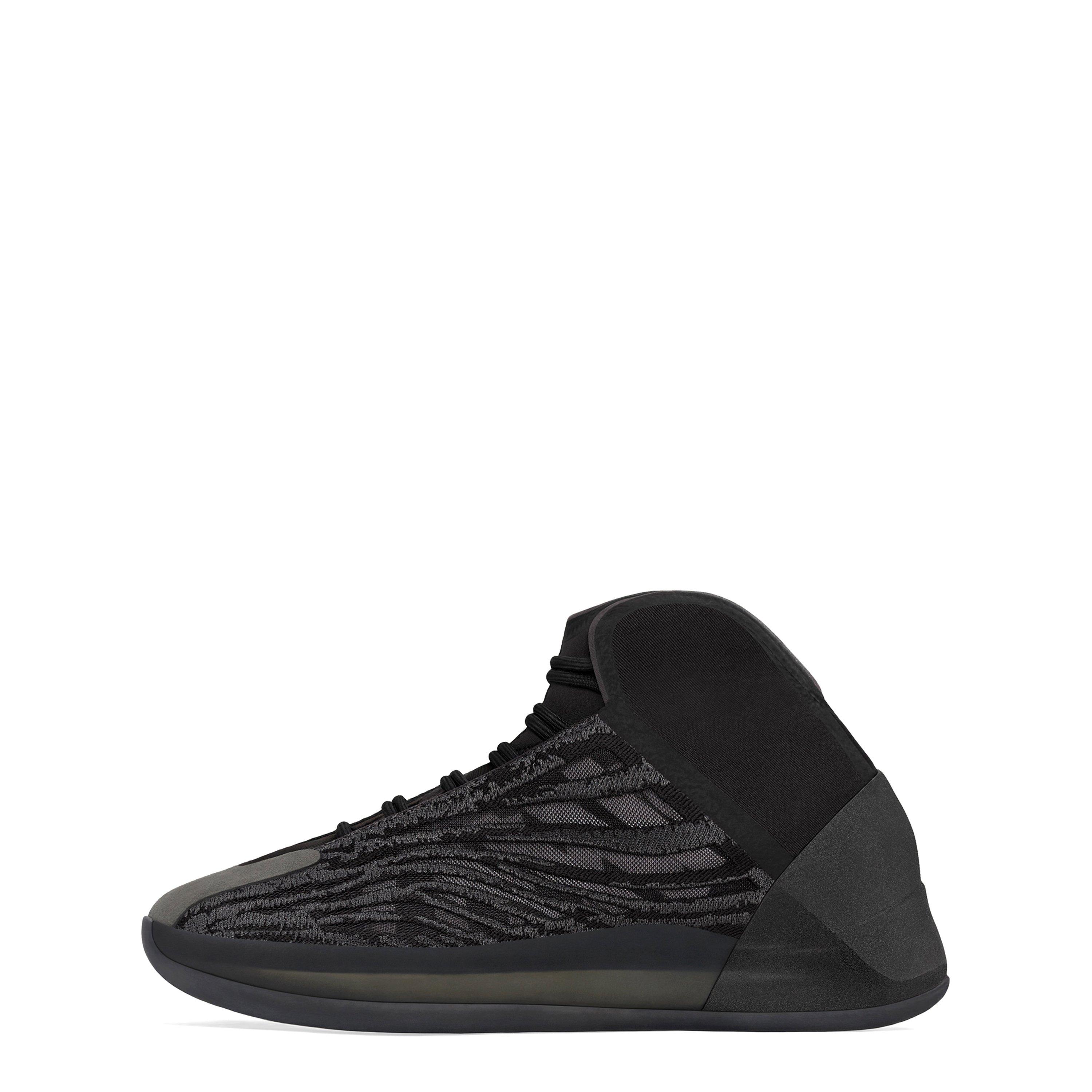 Yeezy Quantum Sneakers