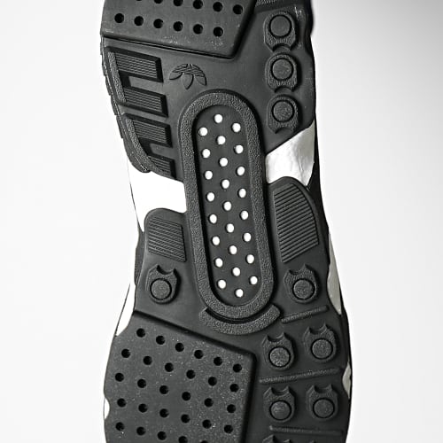 Baskets ZX 22 Boost GY6700 Core Black Cloud White