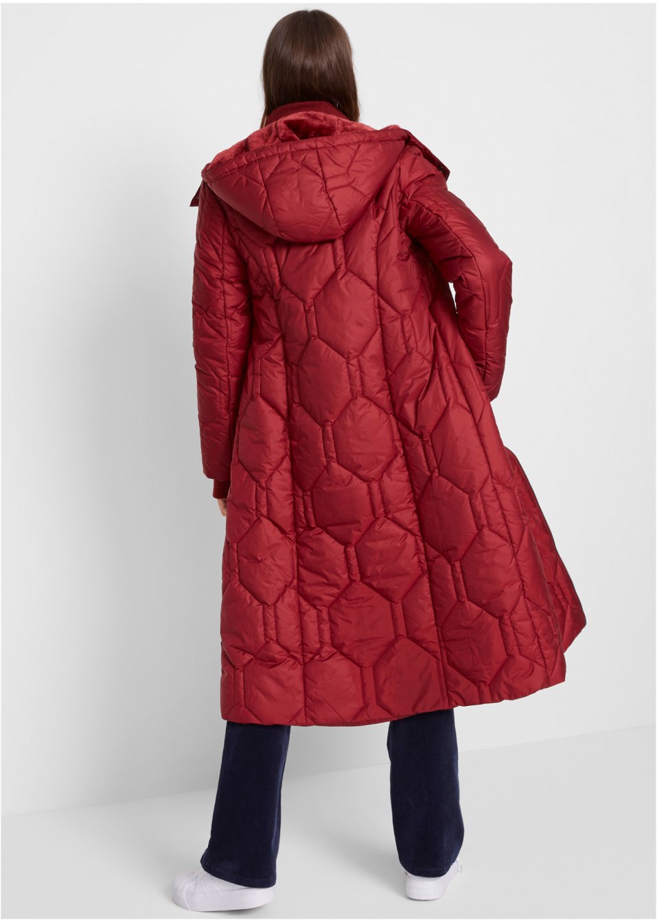Manteau long matelassé avec surpiqûres diamant