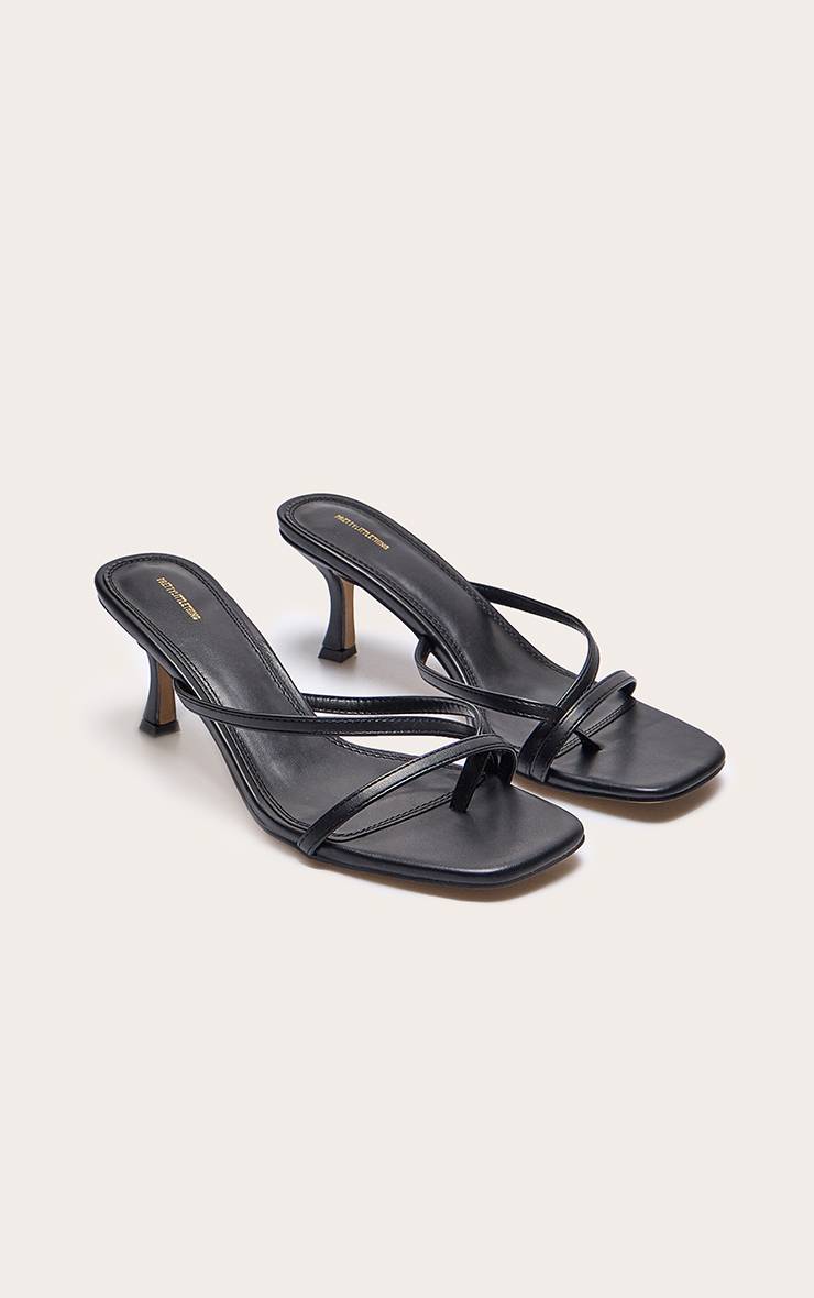 Noir Mules À Talon Mi-haut En Synthétiquecuir Avec Bride Entre-orteils Et Bout Carré