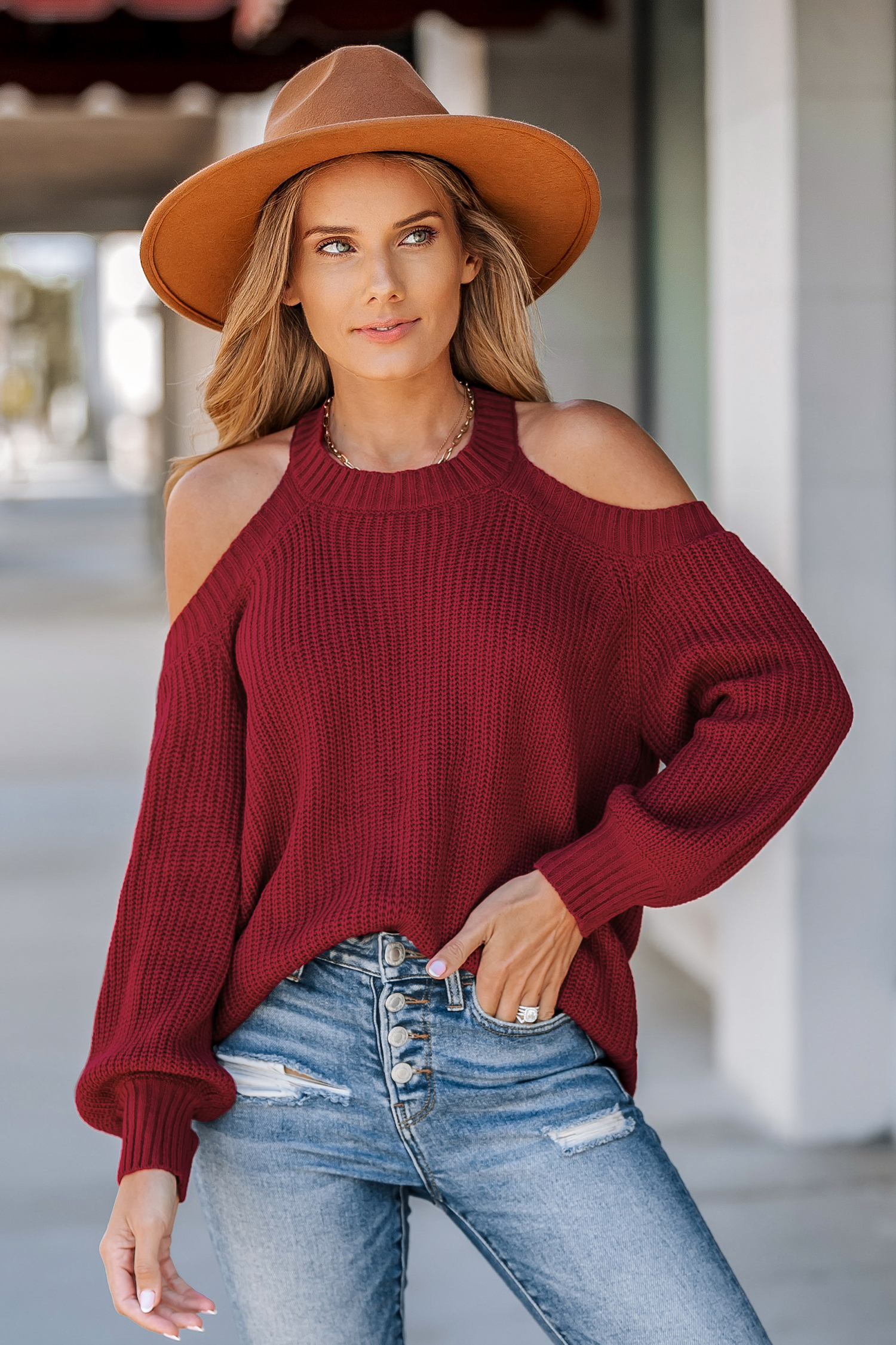 Pull à épaules ouvertes rouge pourpre