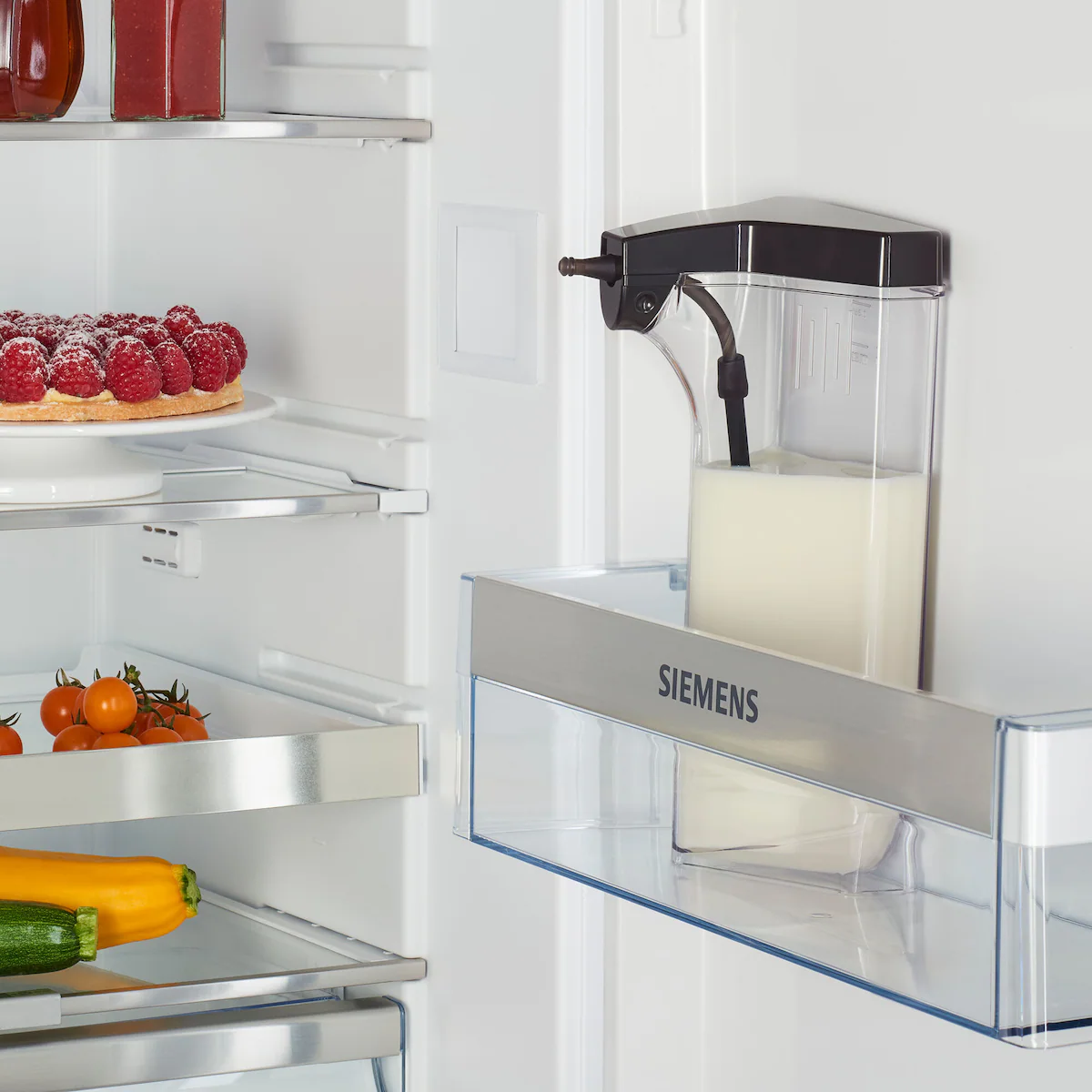 Siemens EQ700 Integral automatisk kaffemaskin TQ717R03 (sølv)