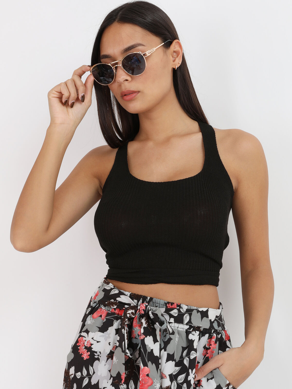 Crop top côtelé à laçage dorsal- Noir