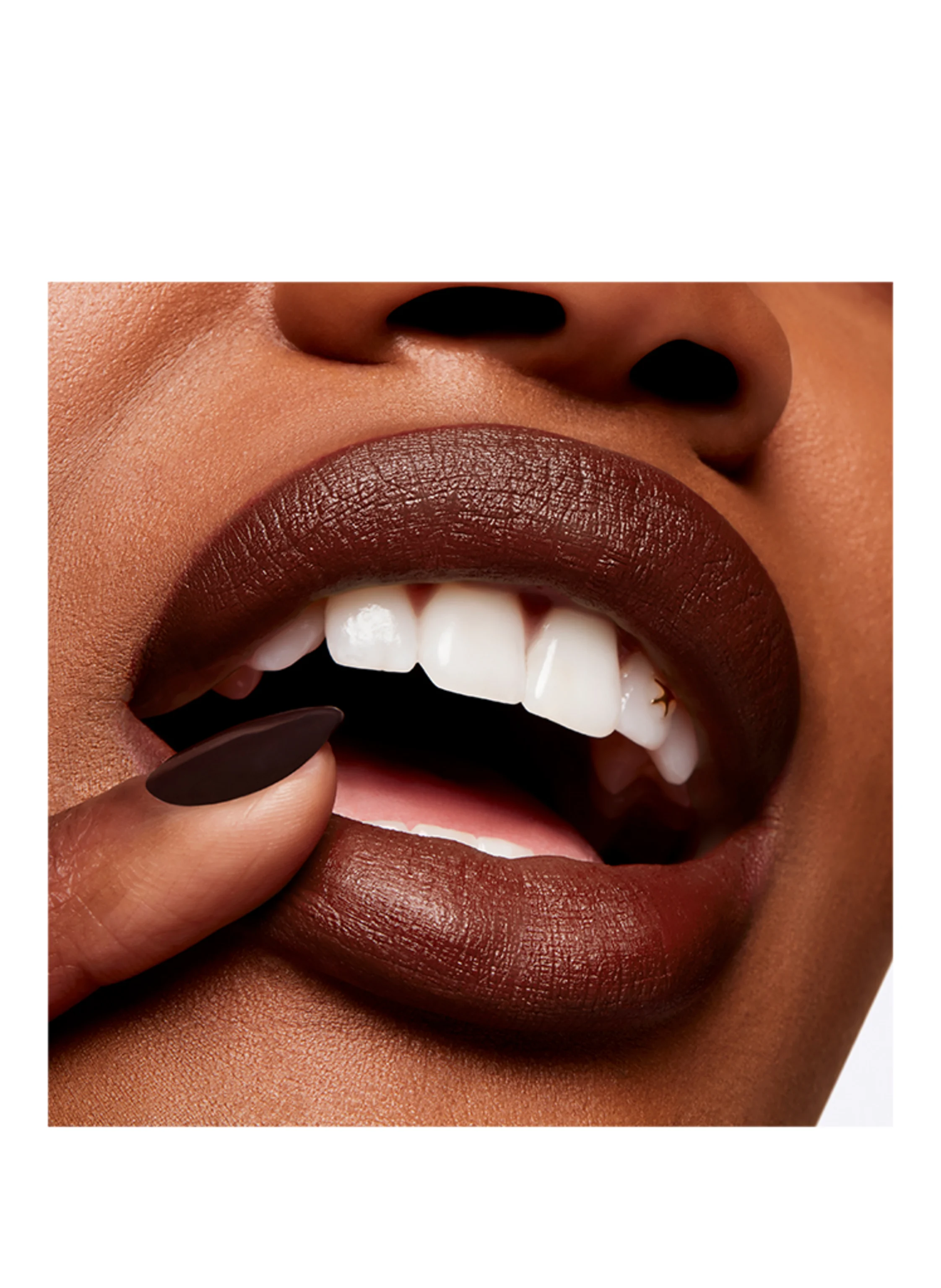 M.A.C POWDER KISS VELVET BLUR SLIM STICK