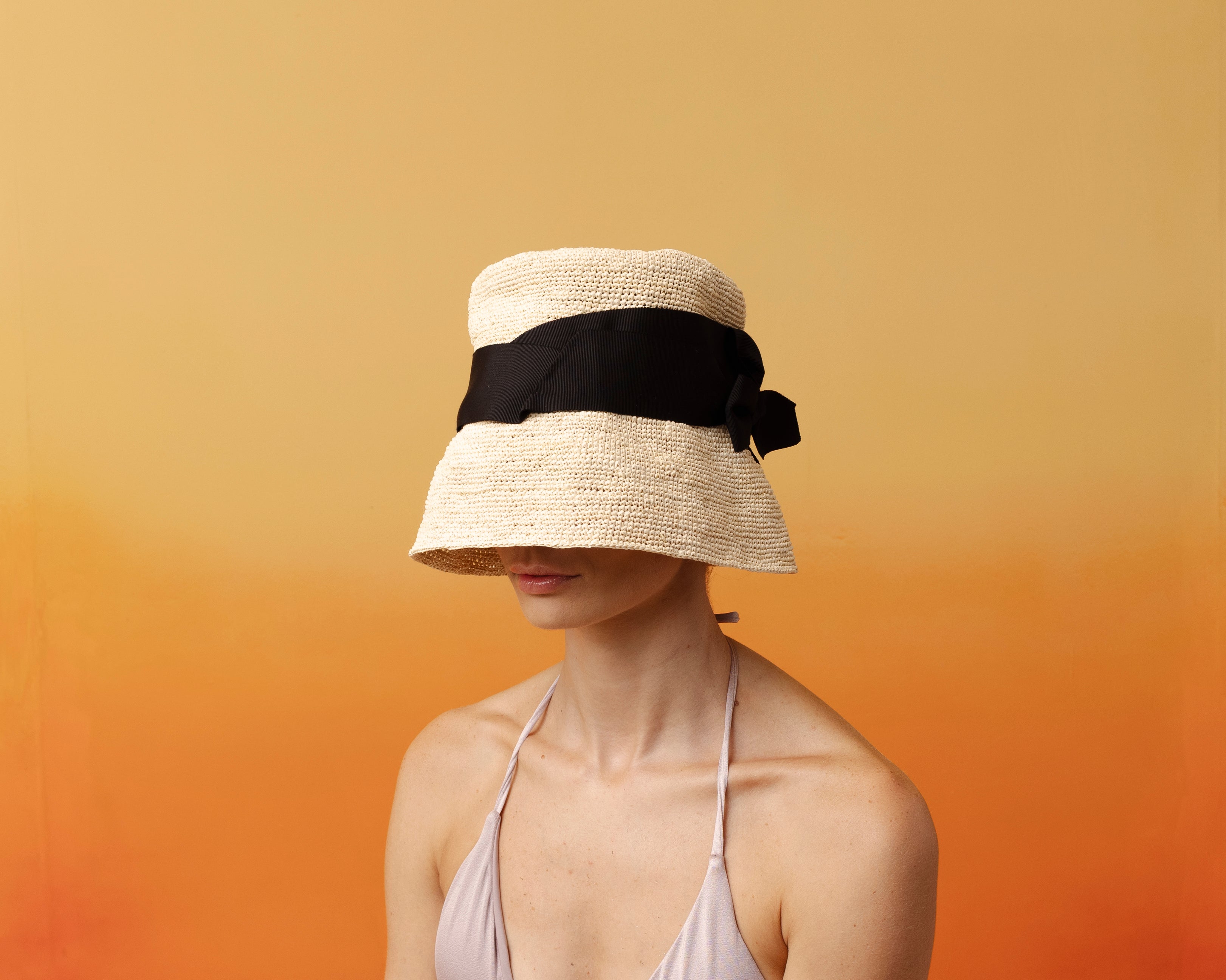 Chapeau au crochet avec abat-jour