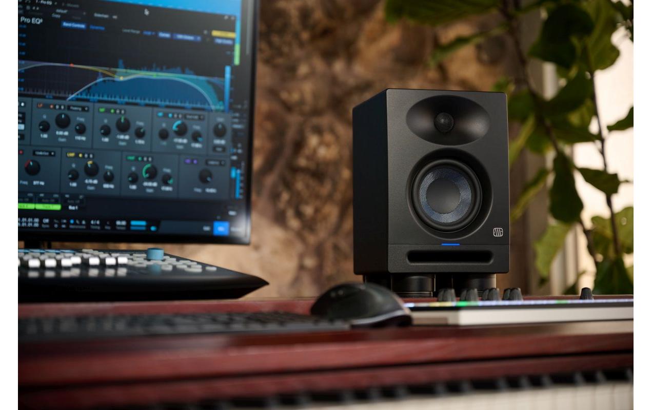 Studiomonitor Eris Studio 4 Schwarz<br>Aktive 4.5-Zoll 2-Wege-Studiomonitore mit EBM Wave Guide