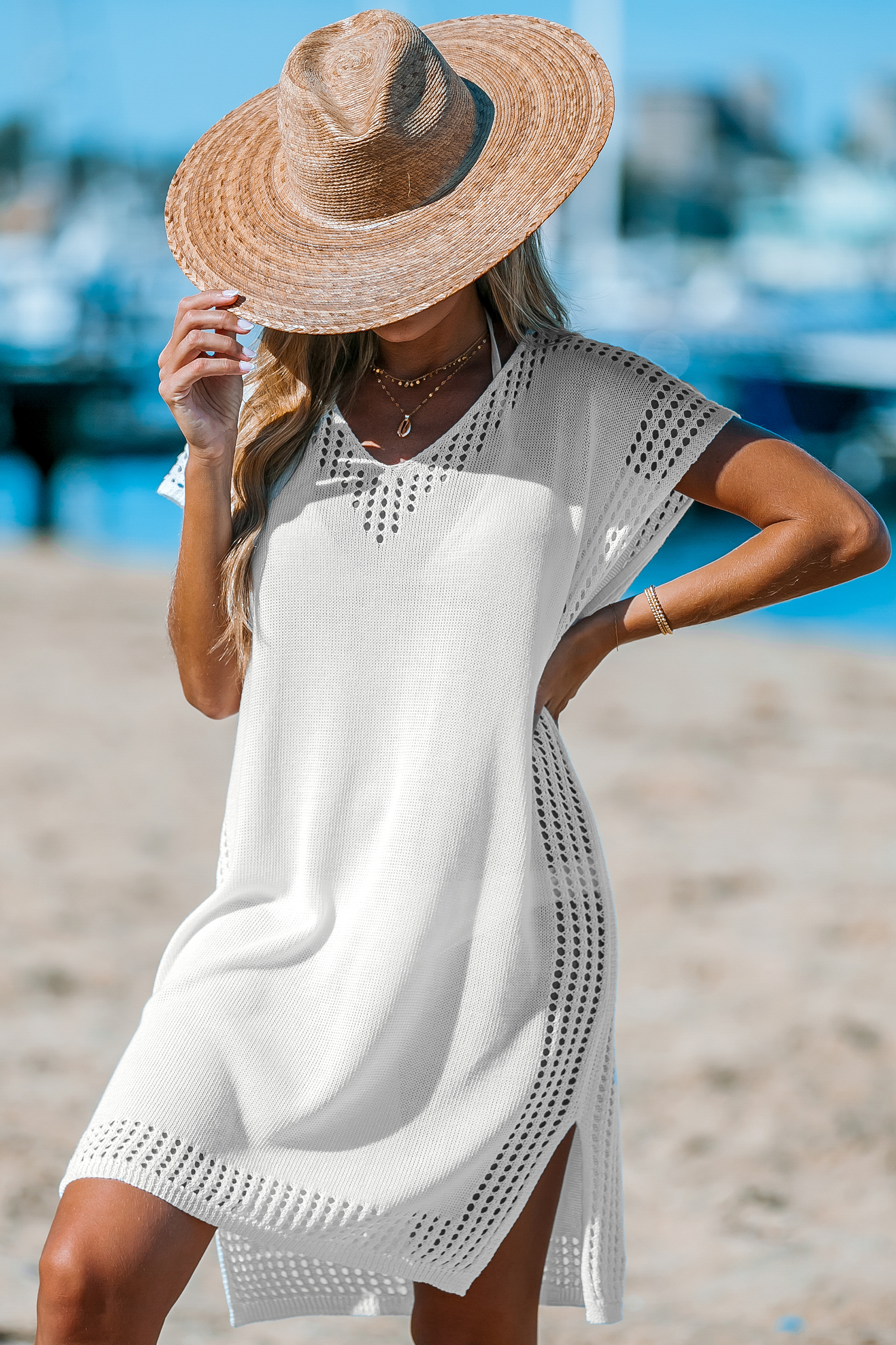 Robe cover up en tricot découpée blanche