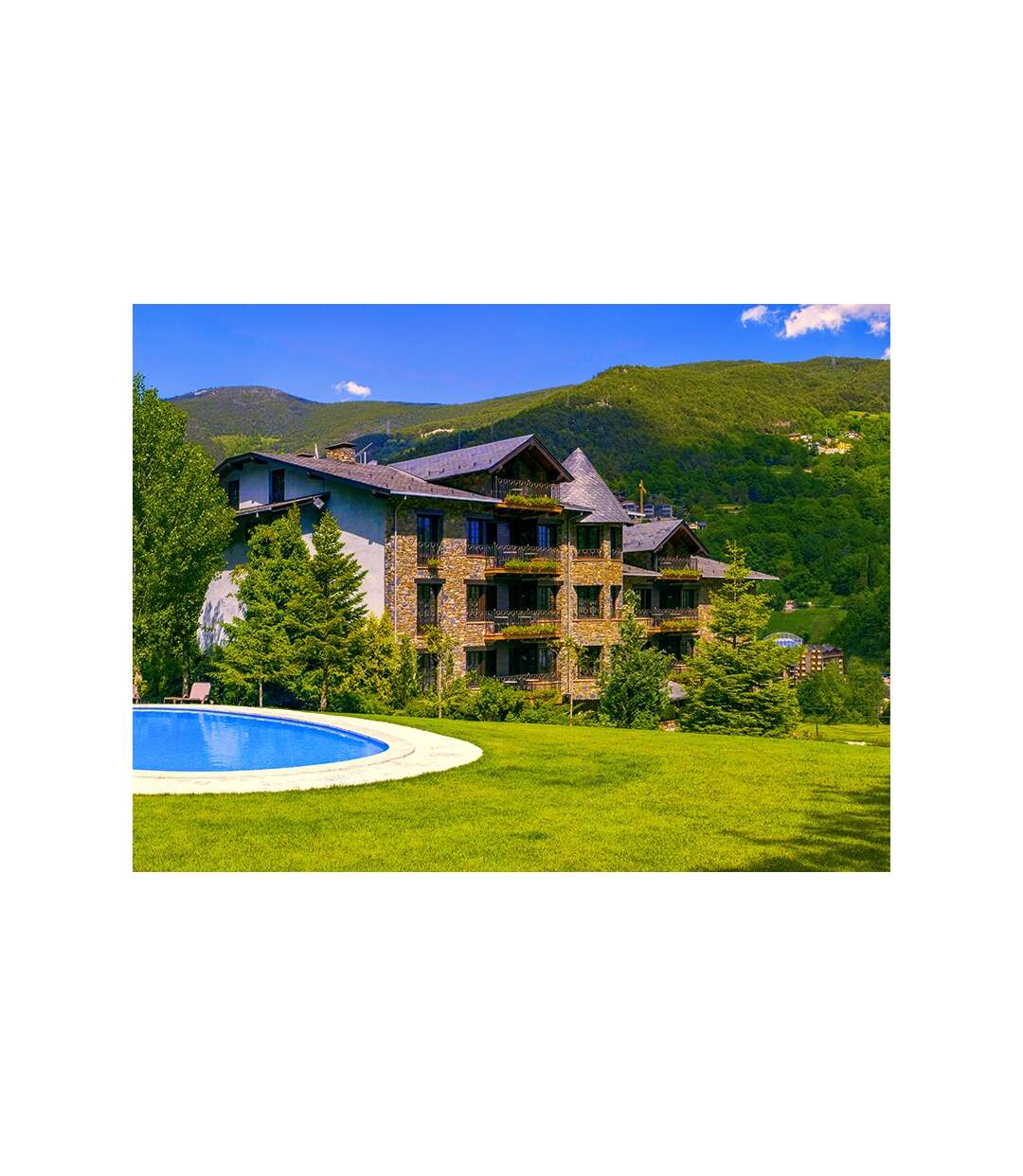 Escapade de 2 jours dans la principauté d'Andorre - SMARTBOX - Coffret Cadeau Séjour