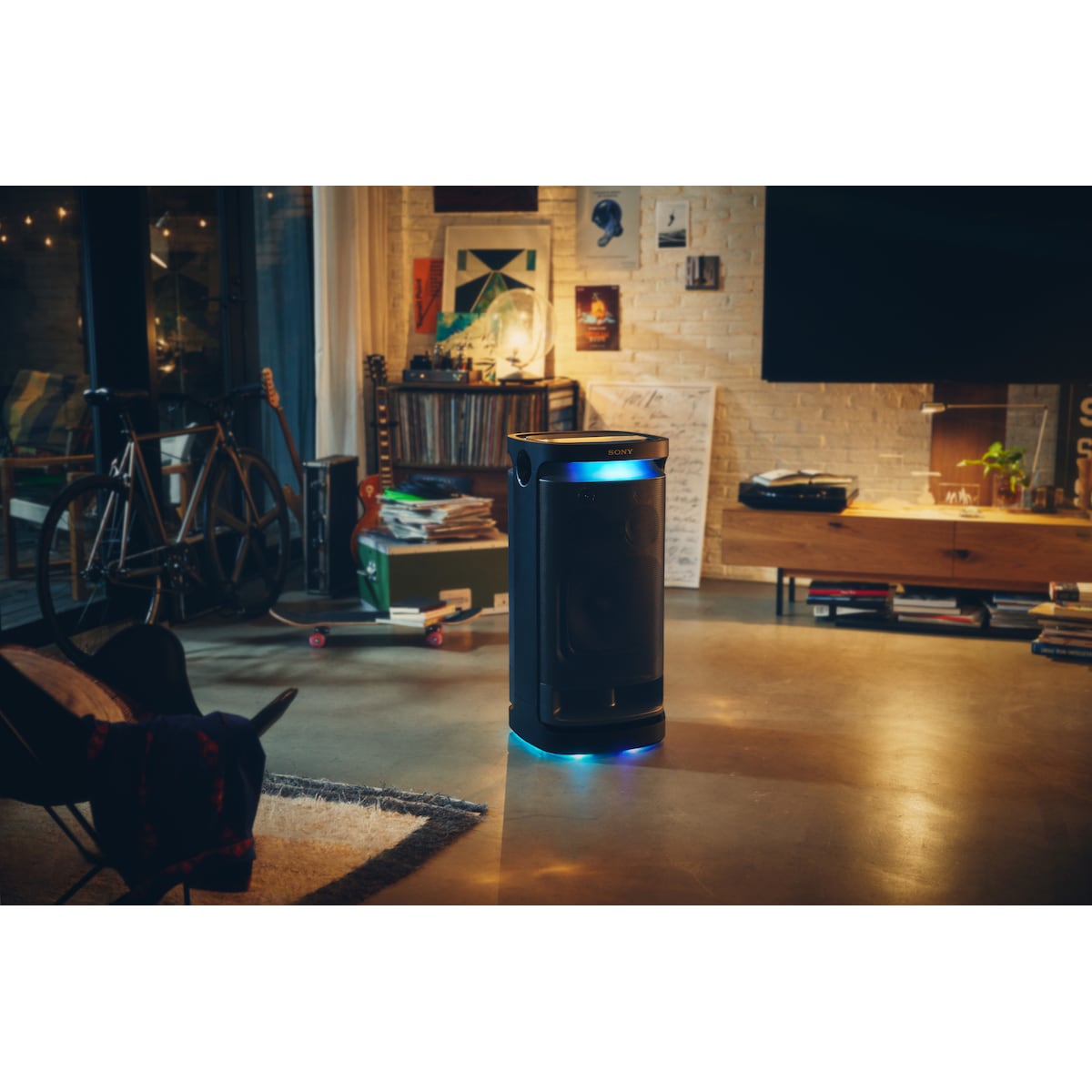 Sony SRS-XV900 trådløs bærbar høyttaler (sort)