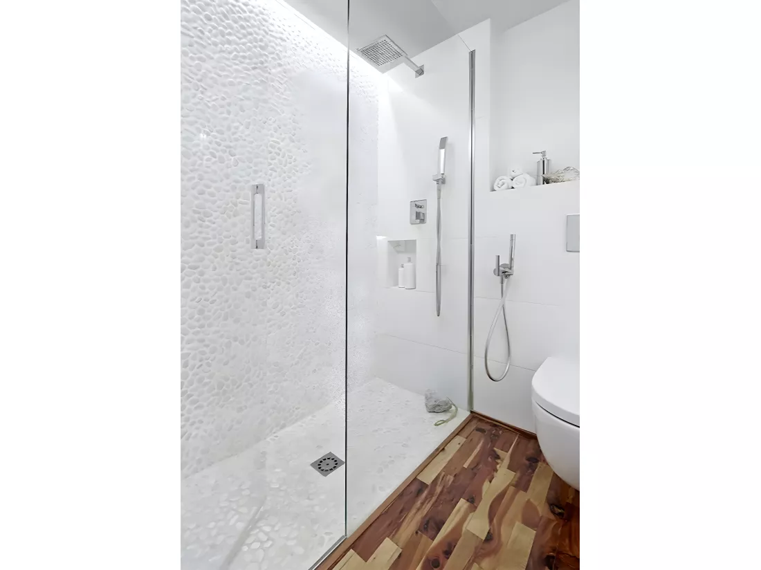 Carrelage de mosaïque / Galet de mer / Maille décorative aspect pierre blanc mat - 33x33 cm