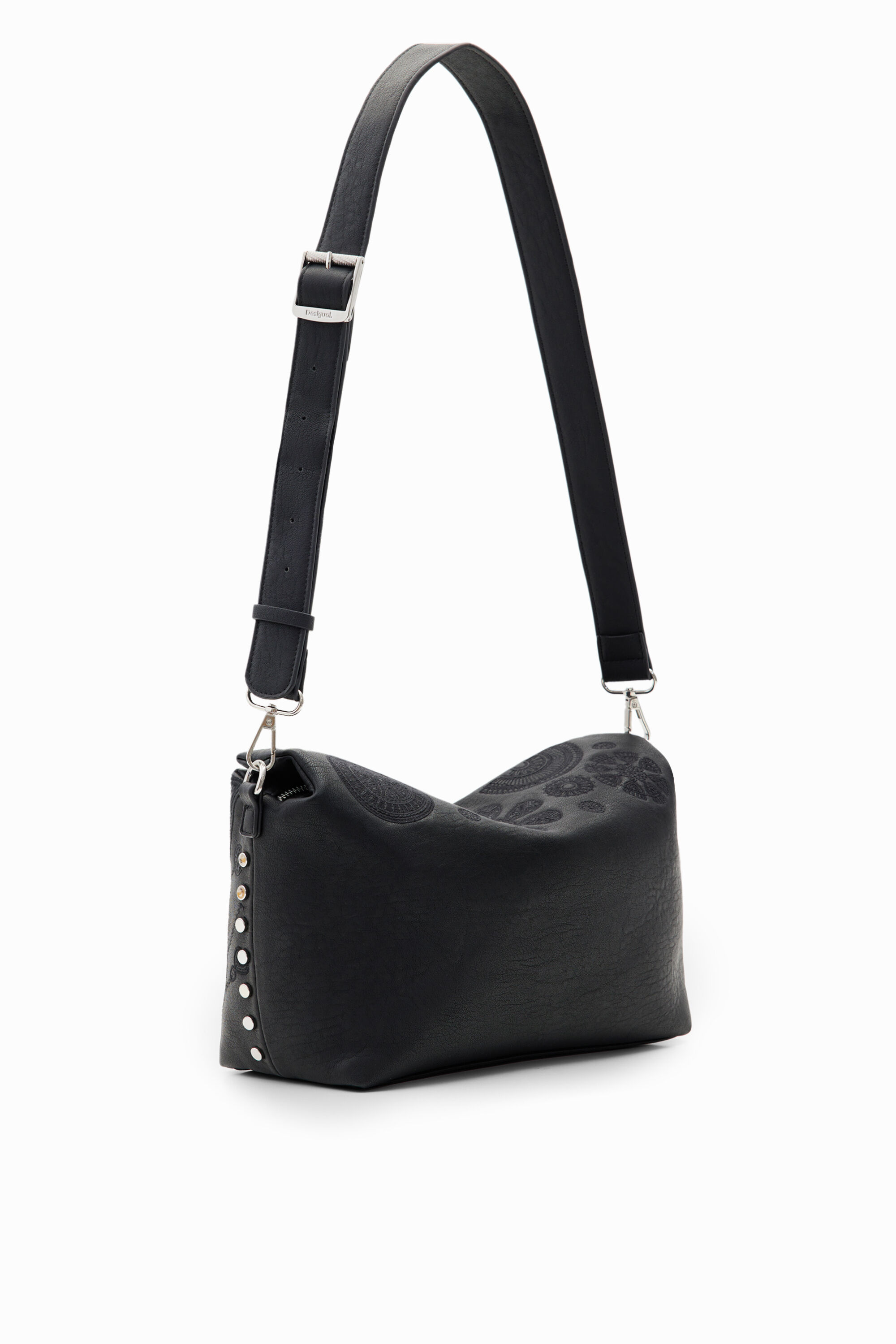 Bolso médio bordado