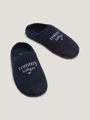 Chinelo com Bordado de Logotipo