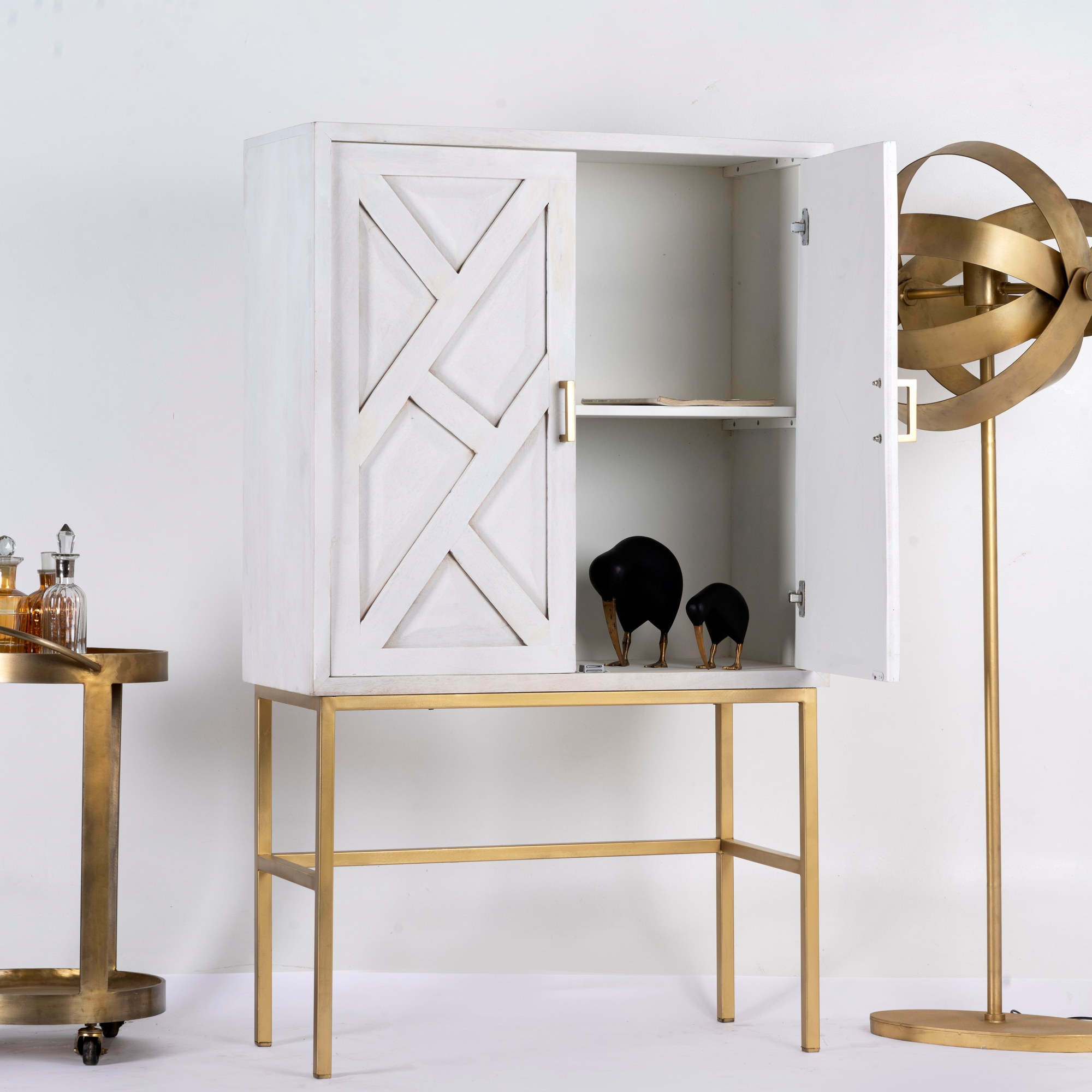 Dressoir Aparaa #1
