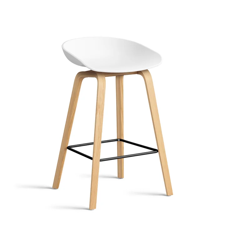 HAY - About A Stool AAS 32 H 75 cm, Eiche lackiert / Stahl schwarz / white 2.0 (Filzgleiter)