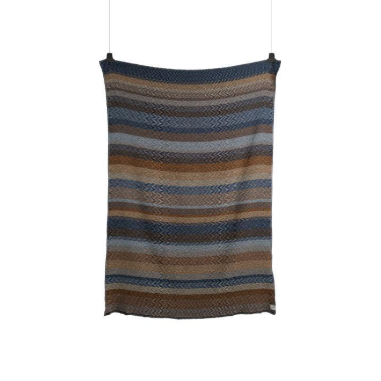 Røros Tweed Fri plaid 150x200 By The Fire
