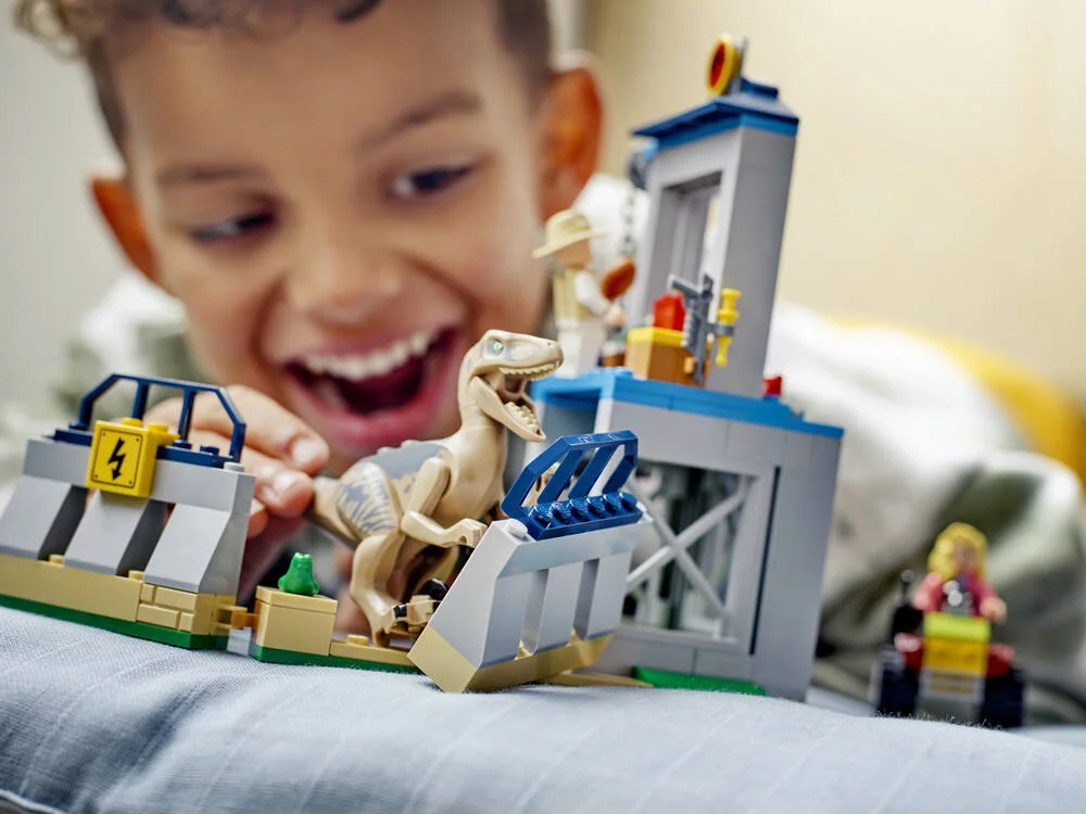 LEGO®JURASSIC WORLD™ 76957 - L'EVASION DU VELOCIRAPTOR