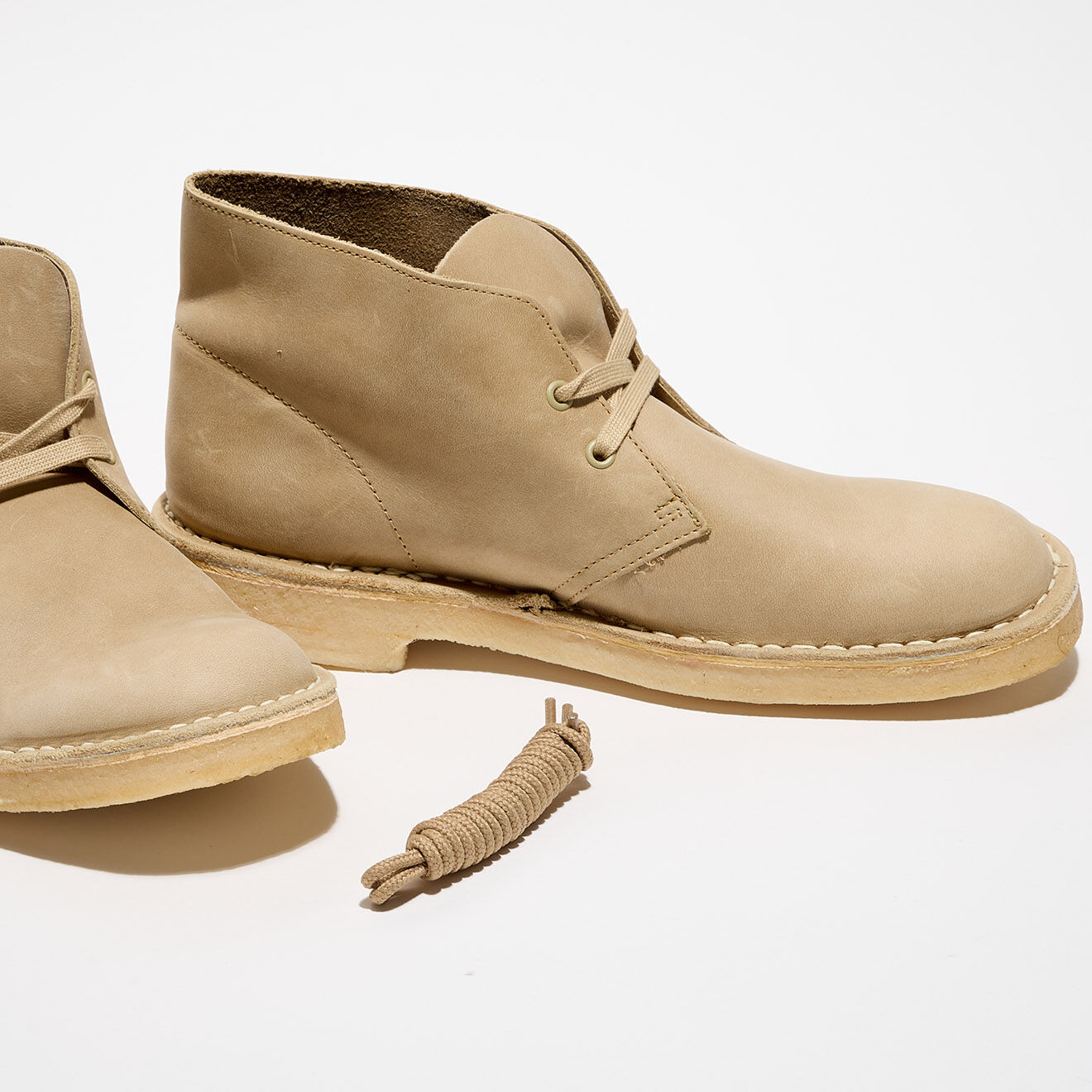 Clarks Originals Desert boots en Velours de Cuir Desert beiges