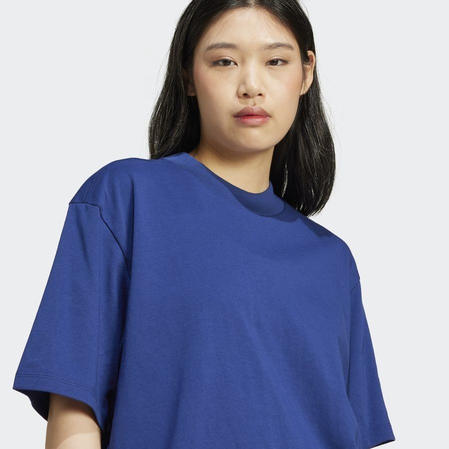 Adidas T-shirt boyfriend Essentials Contemporary Logo