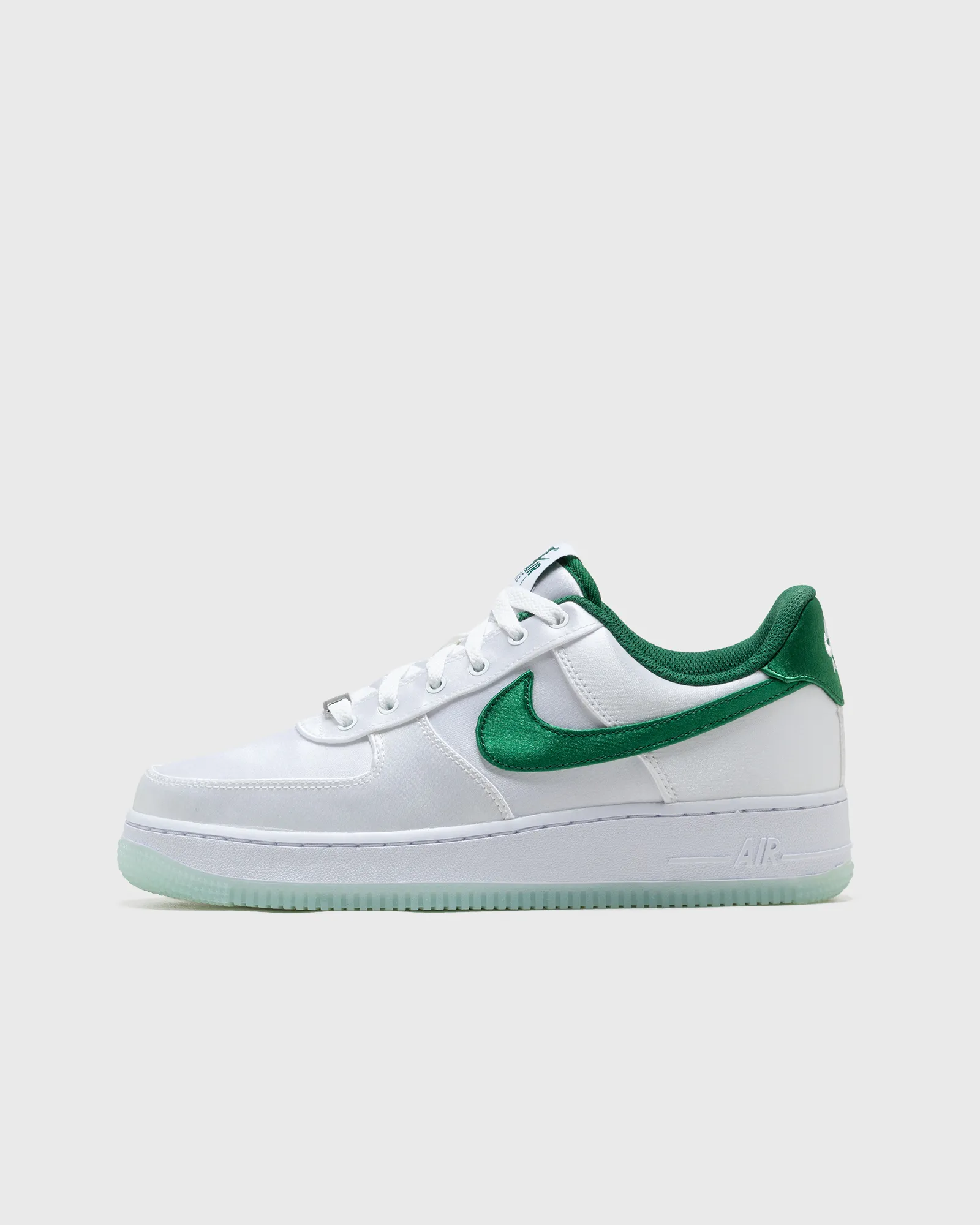Nike W AIR FORCE 1 '07 ESS SNKR