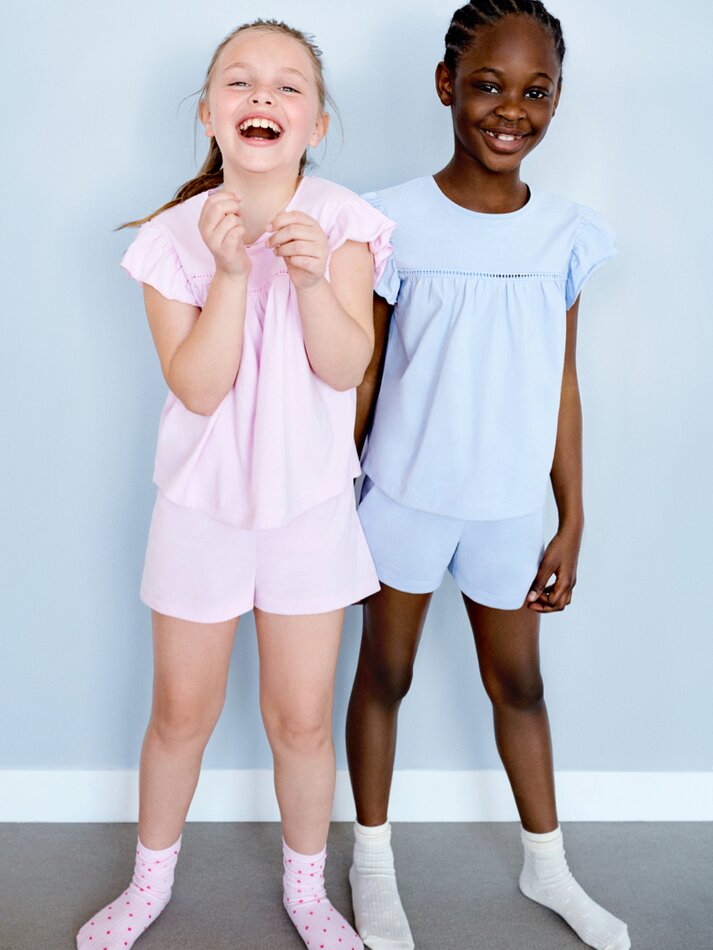 Conjunto de pijama com bordado suíço - Rosa claro
