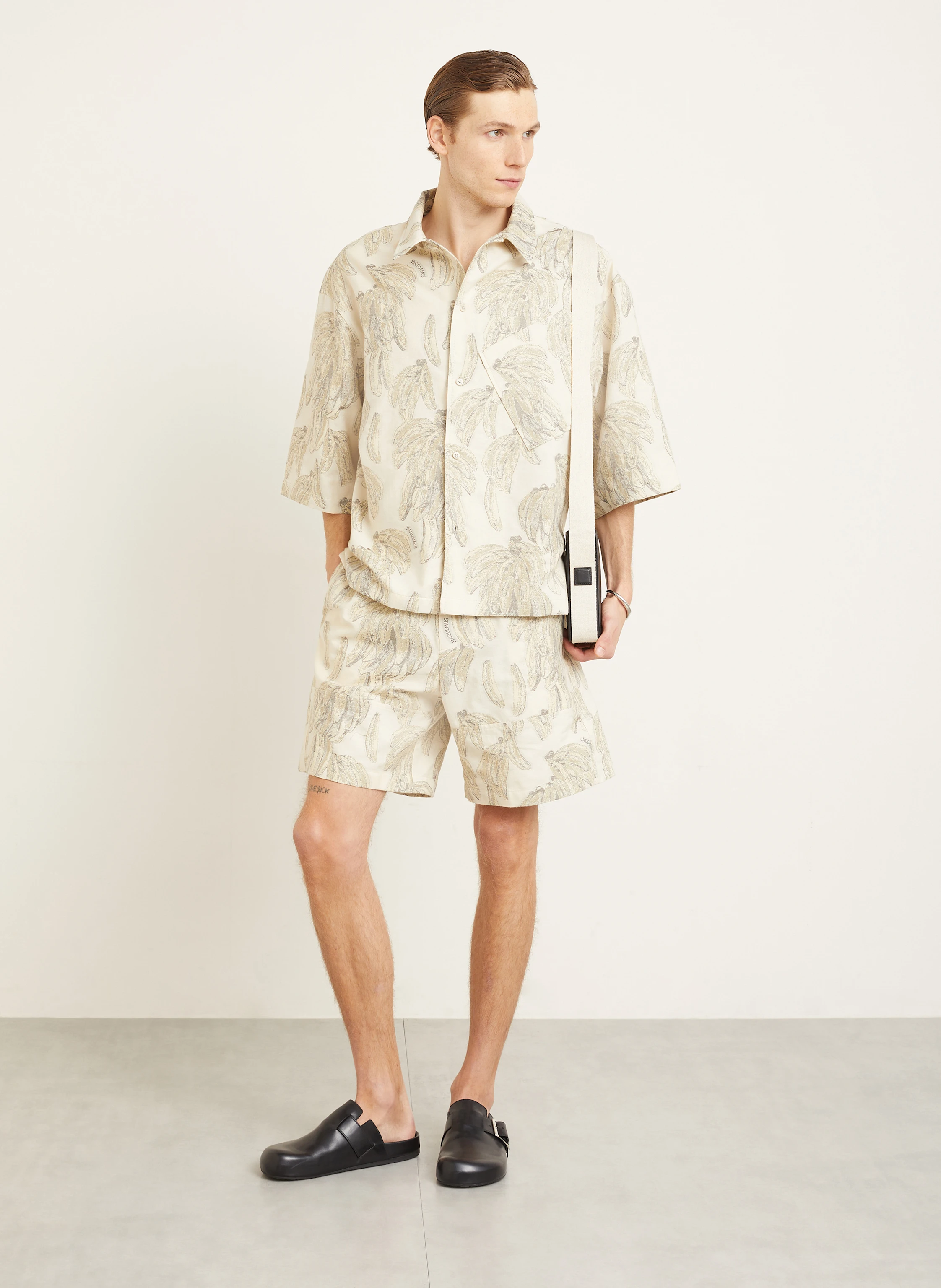 JACQUEMUS Shorts LE SHORT ALOE