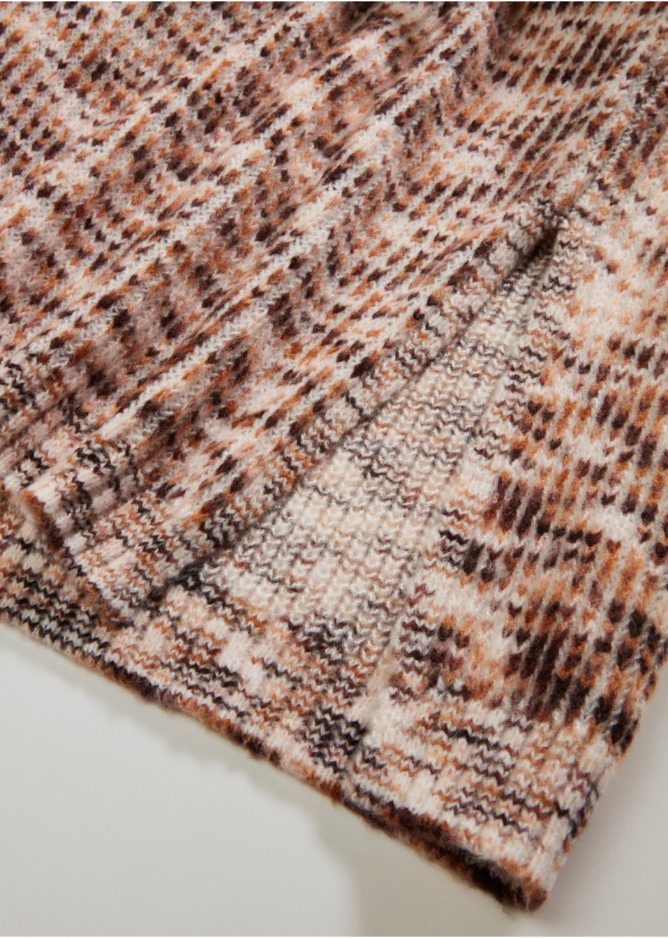 Pull avec fentes latérales extra longues