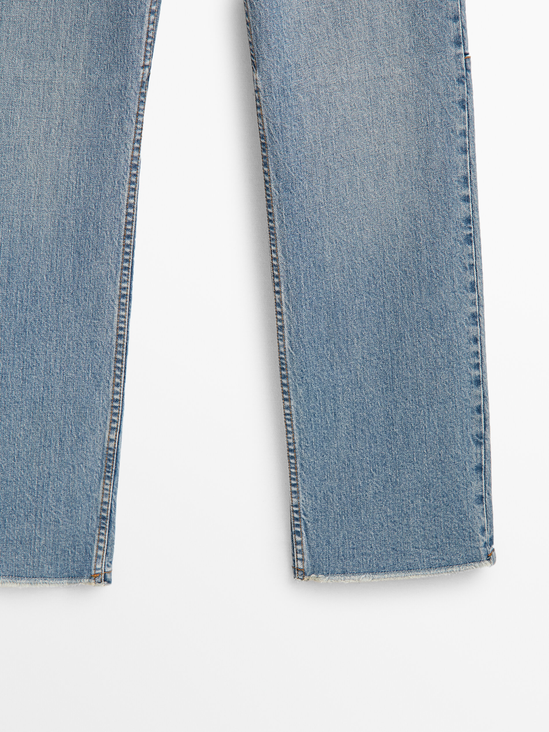 Calça Slim Fit de Tamanho Médio com Costuras - Azul Claro