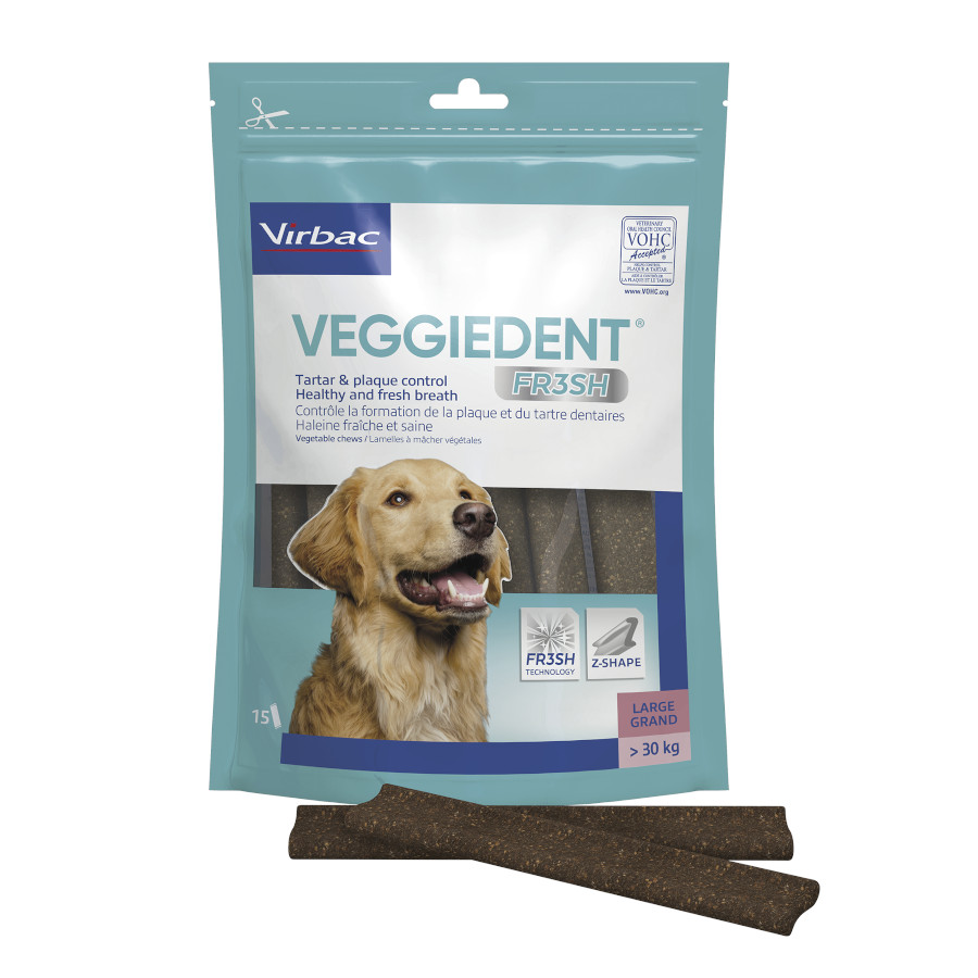 Petiscos dentais frescos Virbac Veggiedent para cães de raças grandes.