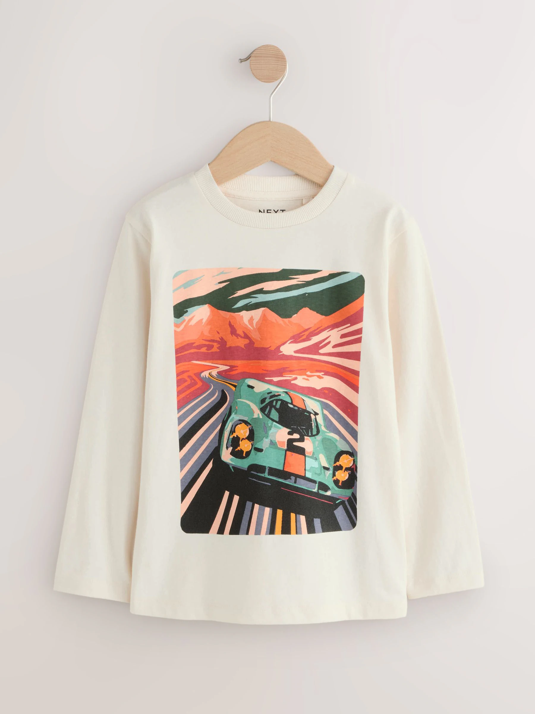 Kiezelkleurige racewagen - Regular fit T-shirt met lange mouwen en grafische print (3-16jr)
