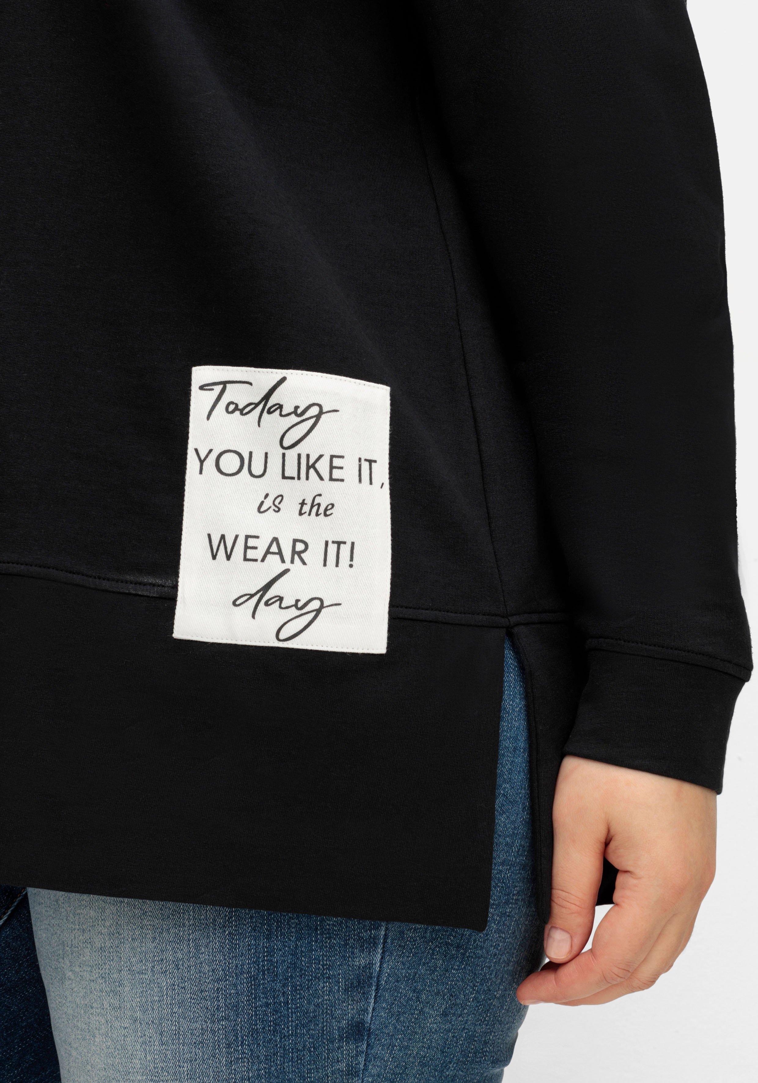 Sweatshirt mit Stehkragen und Applikation seitlich