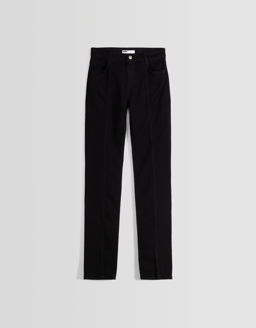 Calça jeans skinny de cintura baixa com fenda frontal