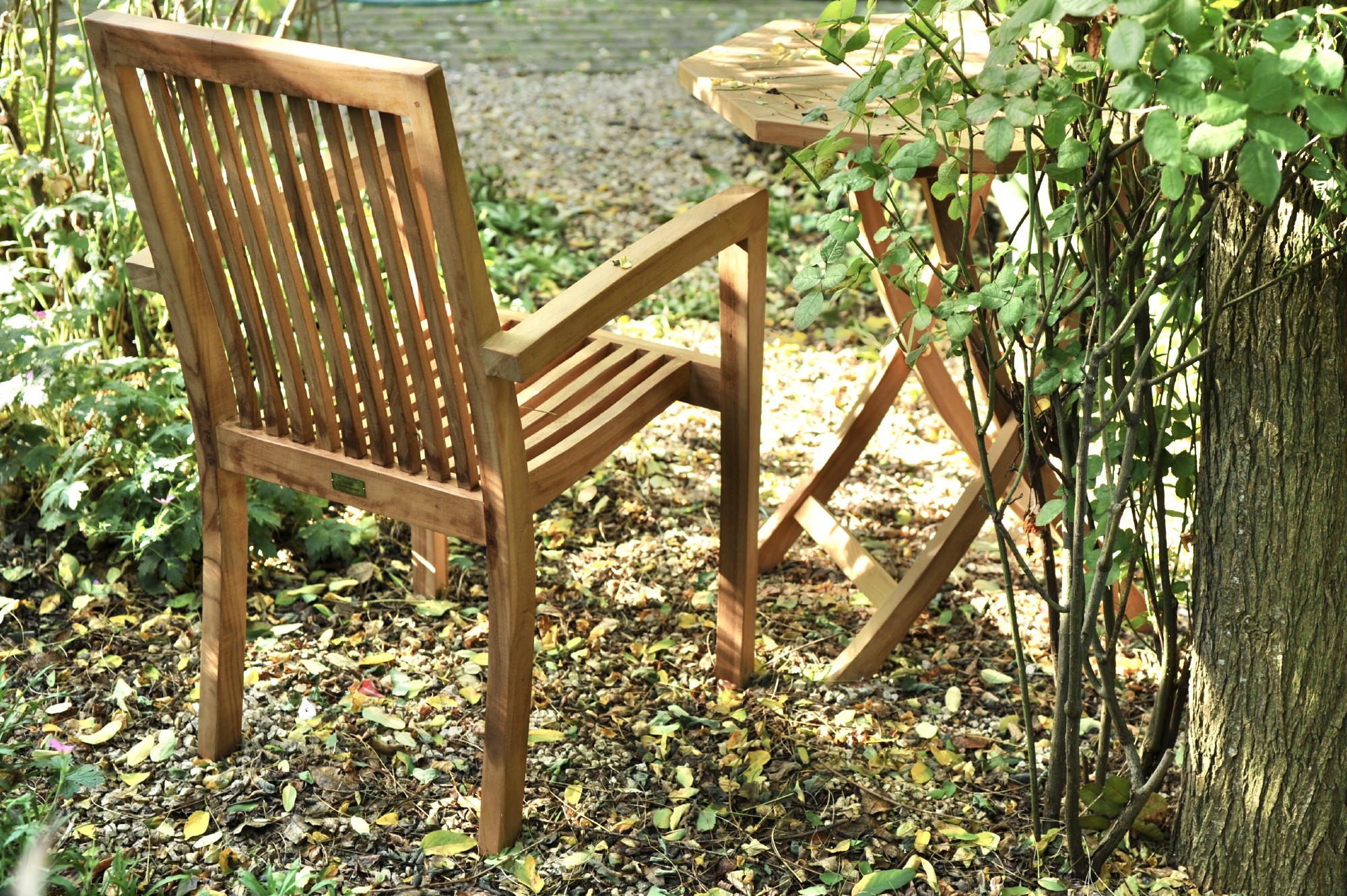 Gartenstuhl 'Lund' aus Teakholz, stapelbar, natur, B 52 cm, H 91 cm, L 58 cm günstig bestellen